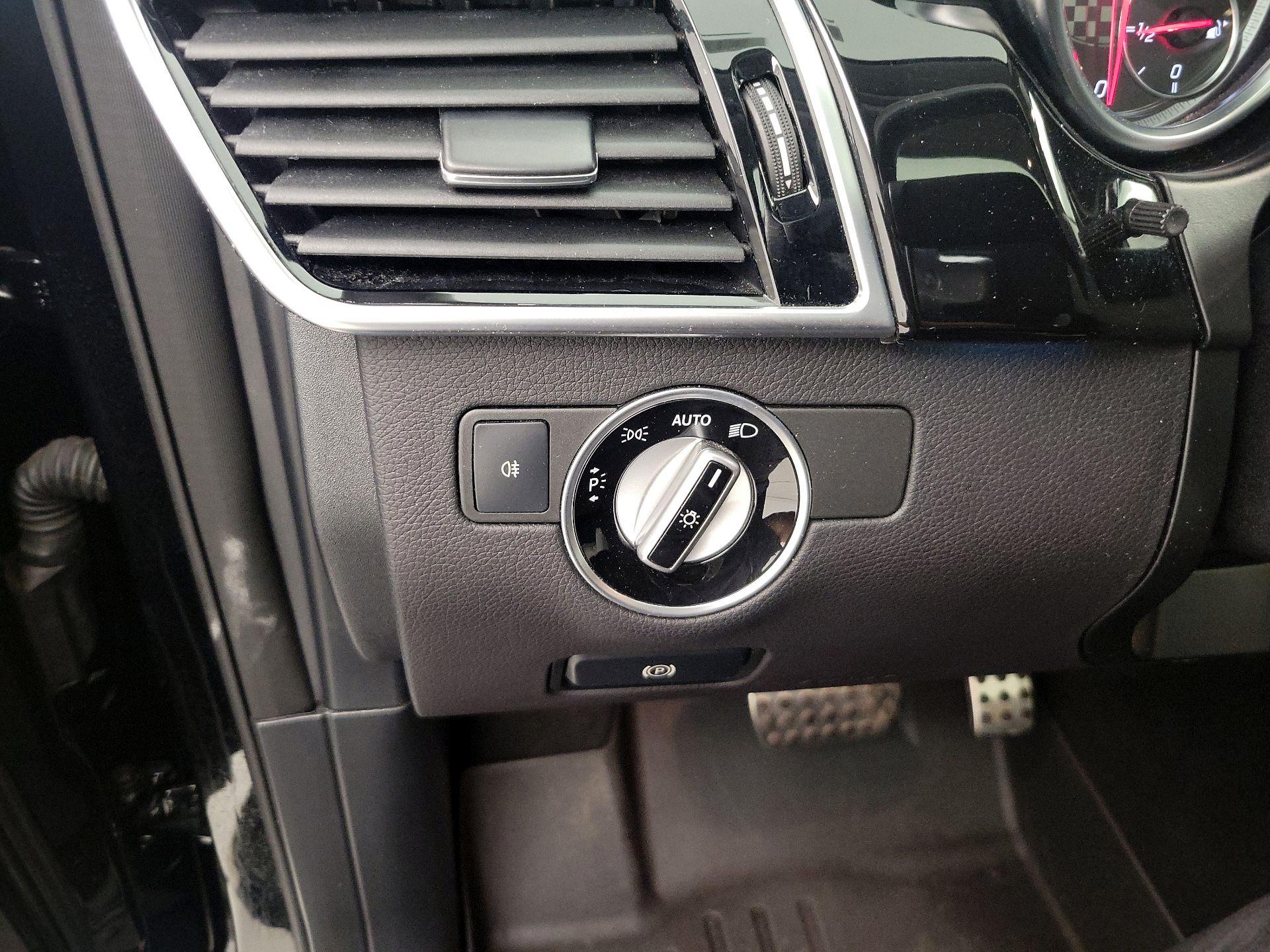 Thumbnail: 2019 Mercedes-Benz GLE - 13