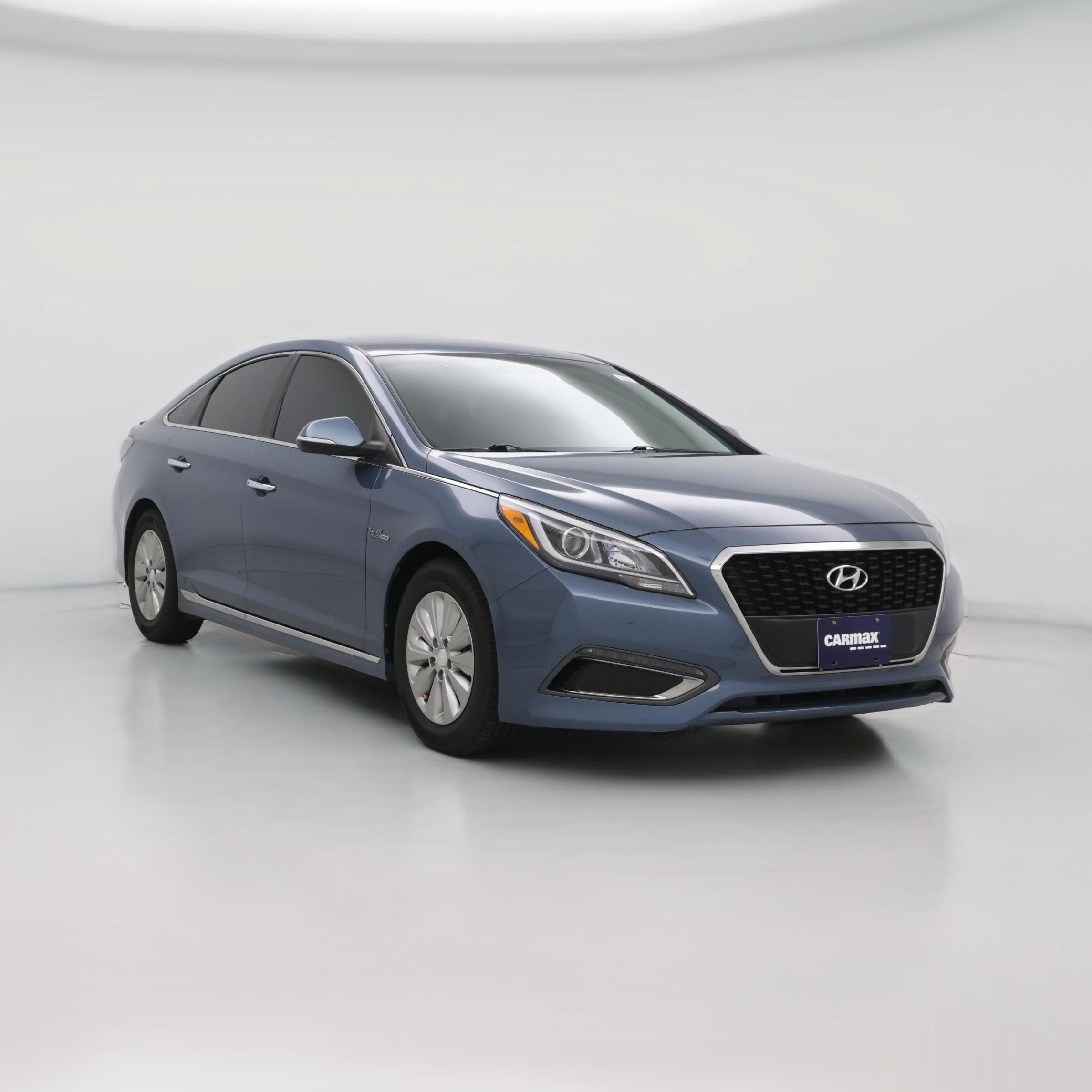 Thumbnail: 2016 Hyundai Sonata - 1