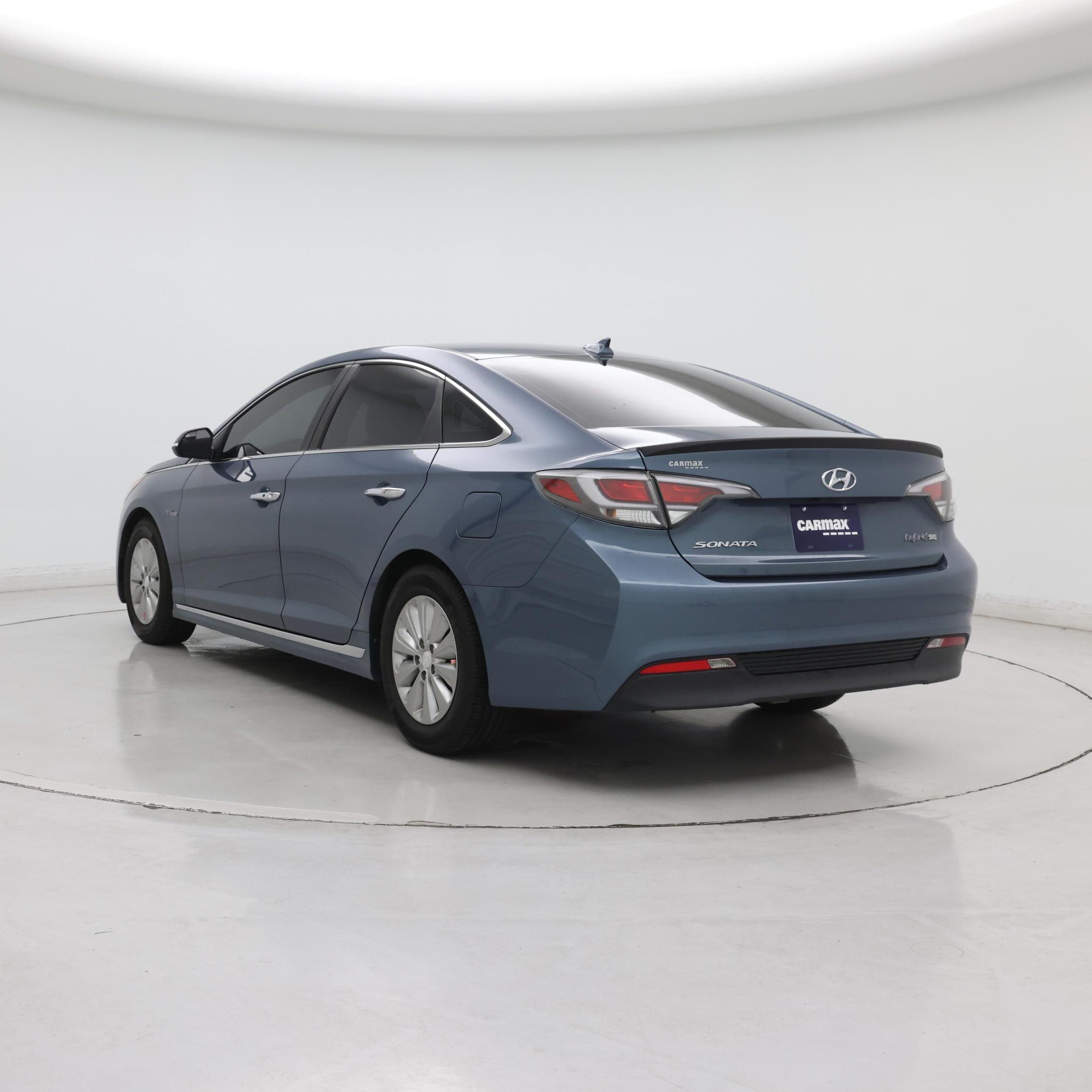 Thumbnail: 2016 Hyundai Sonata - 2