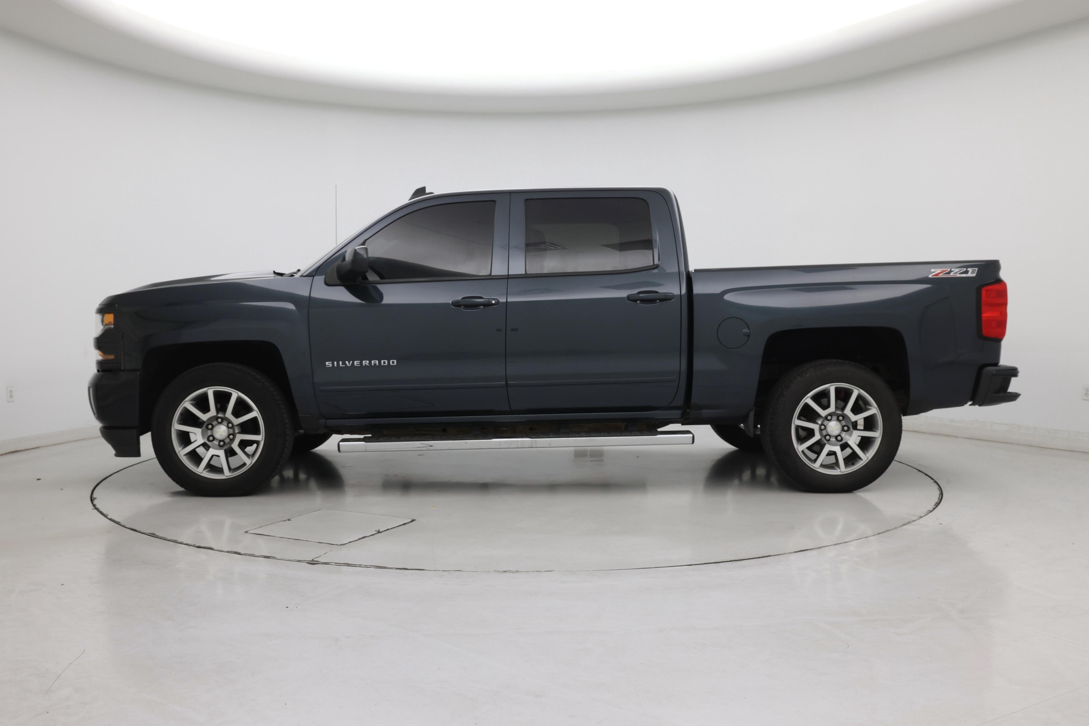 Thumbnail: 2017 Chevrolet Silverado 1500 - 3