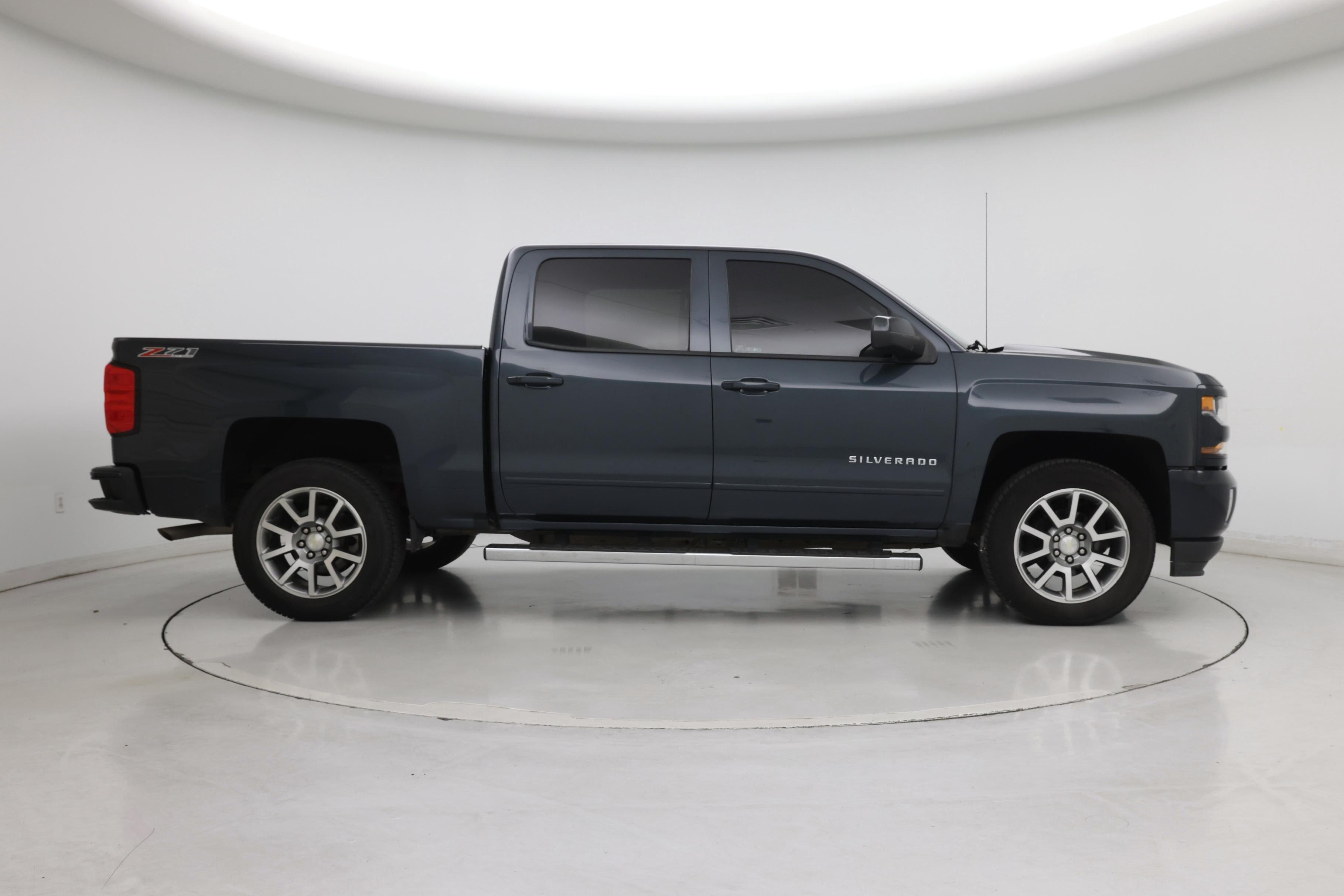 Thumbnail: 2017 Chevrolet Silverado 1500 - 7