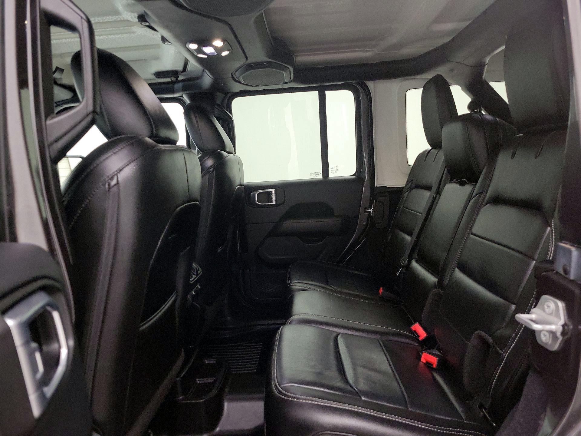 Thumbnail: 2019 Jeep Wrangler - 20