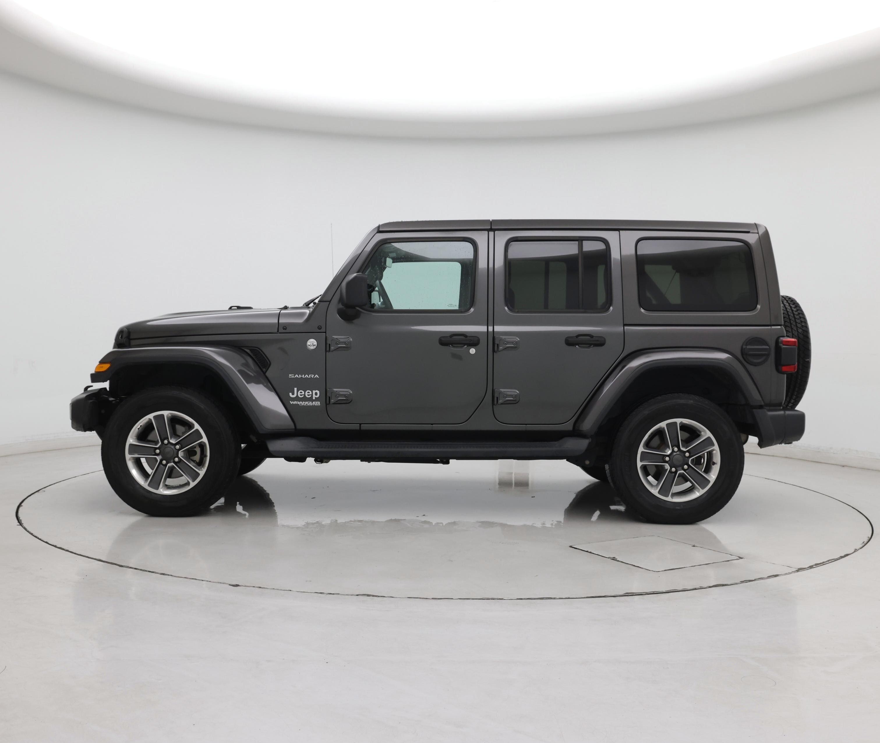 Thumbnail: 2019 Jeep Wrangler - 3