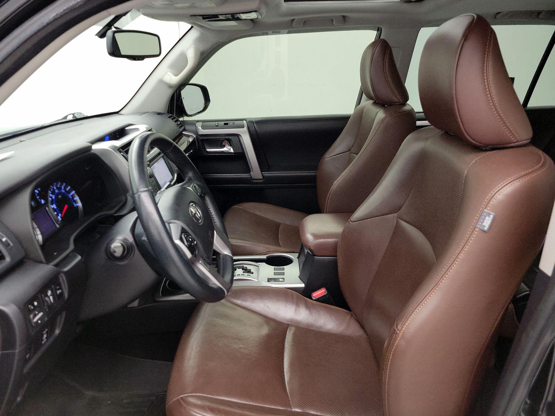 Thumbnail: 2016 Toyota 4Runner - 11