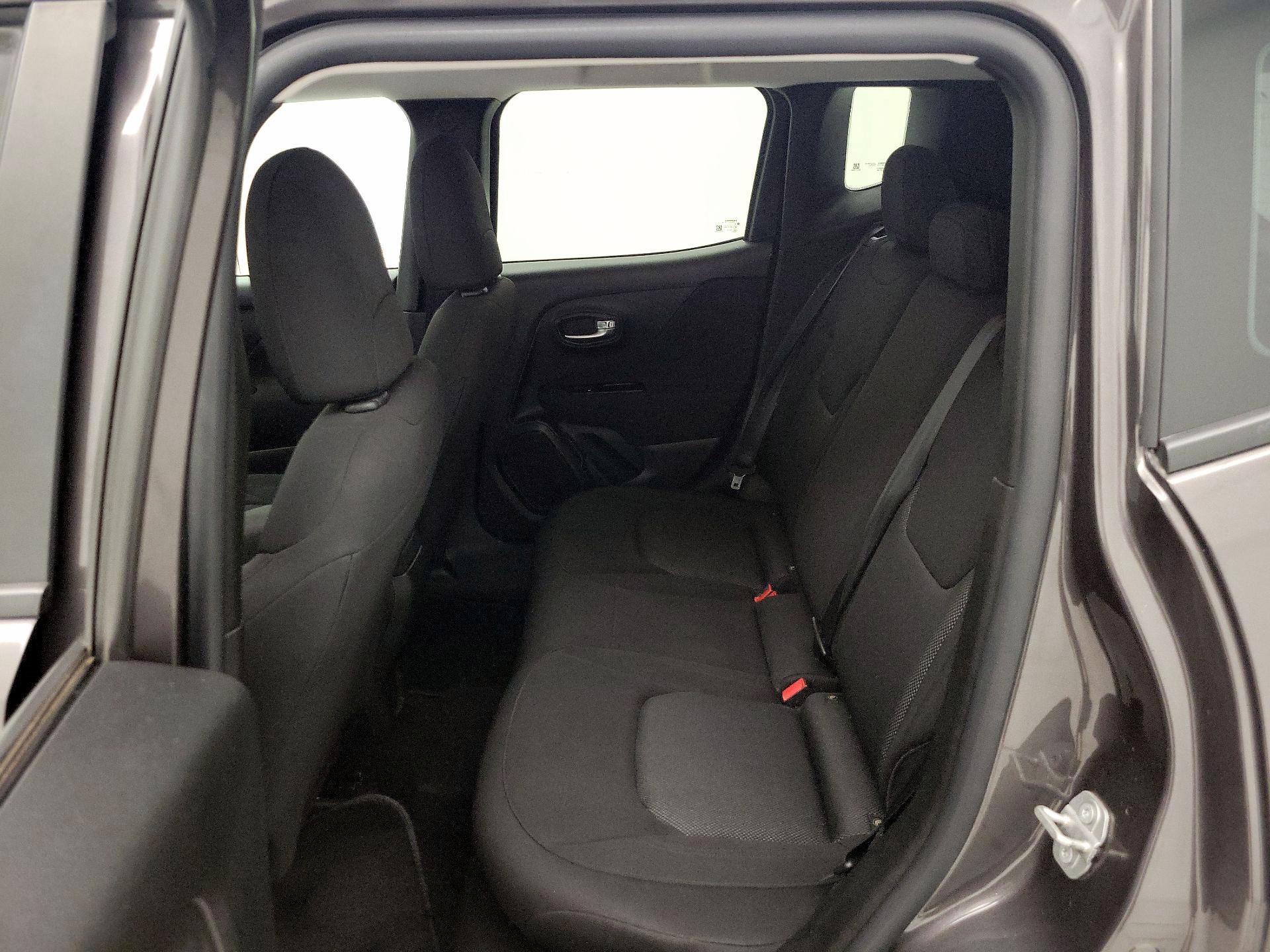 Thumbnail: 2021 Jeep Renegade - 19