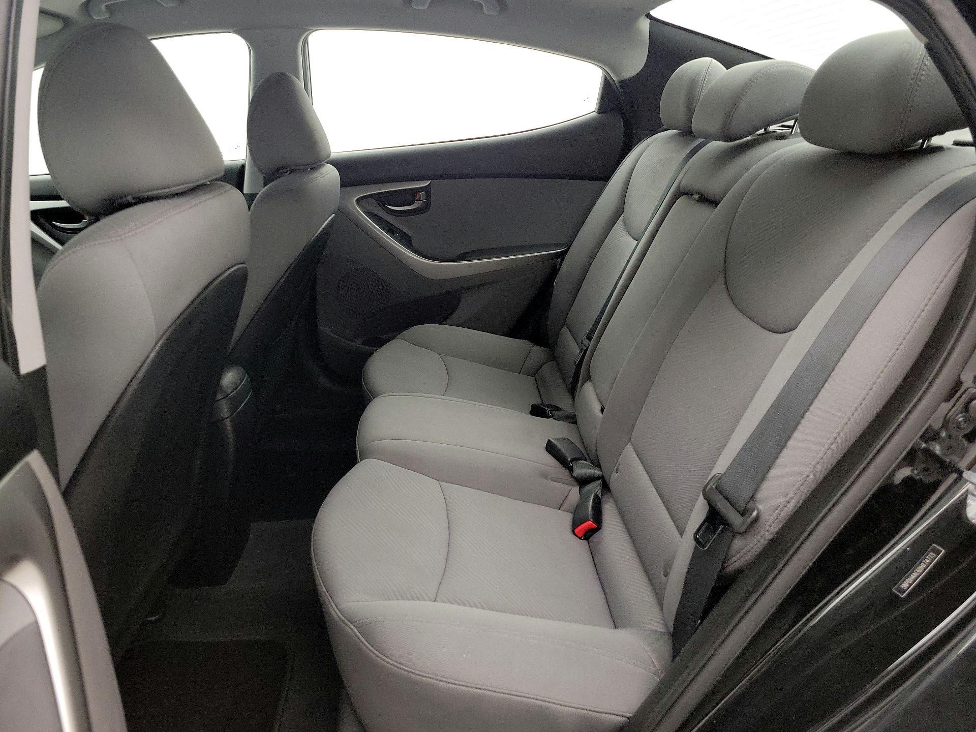Thumbnail: 2013 Hyundai Elantra - 19
