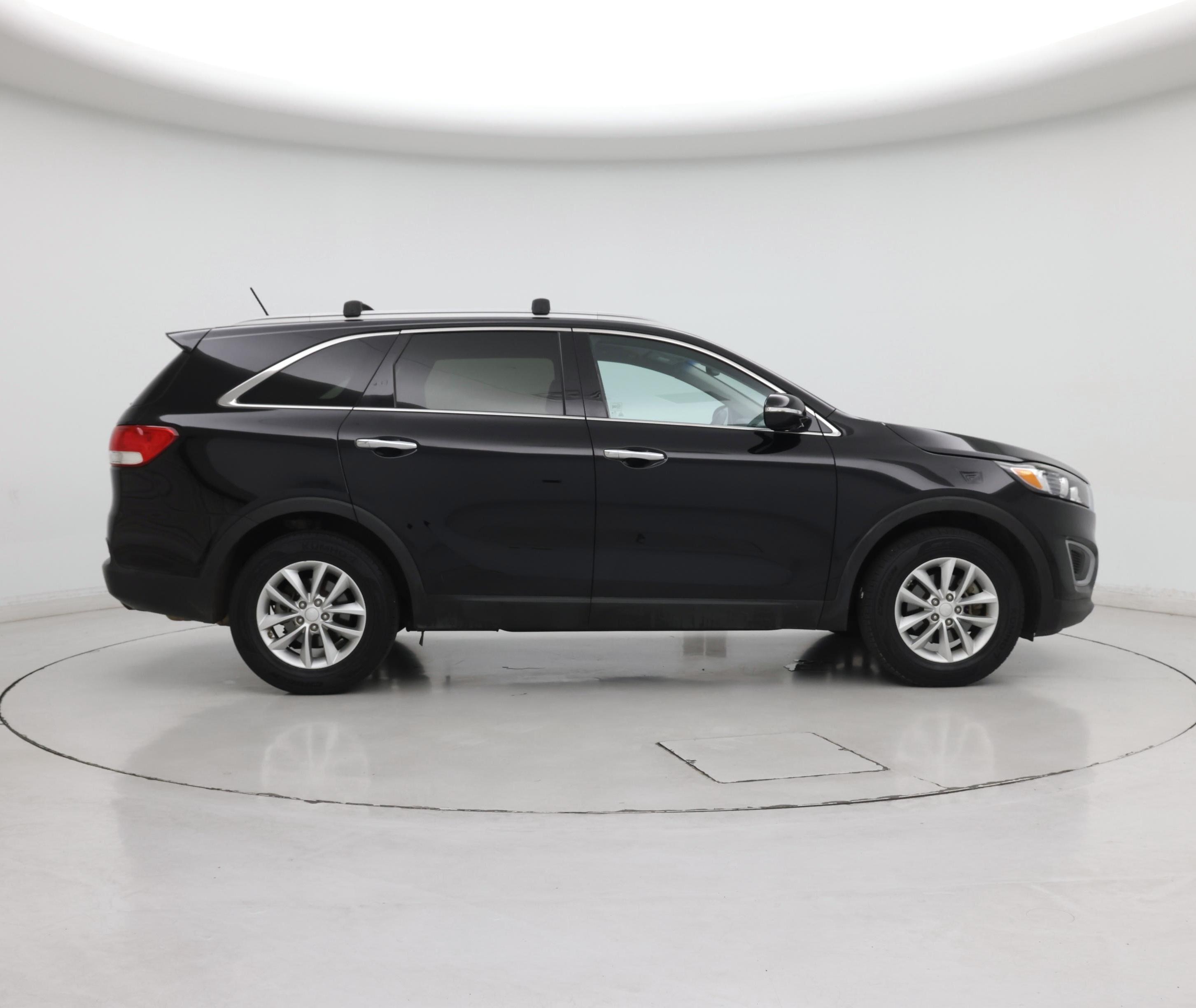 Thumbnail: 2017 Kia Sorento - 7
