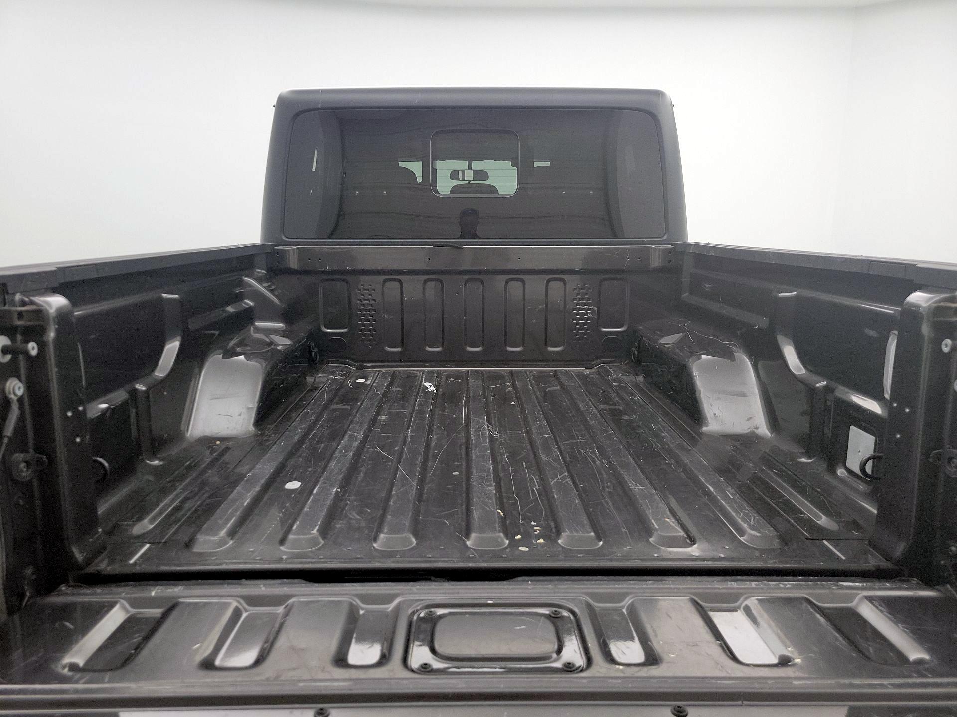 Thumbnail: 2021 Jeep Gladiator - 20