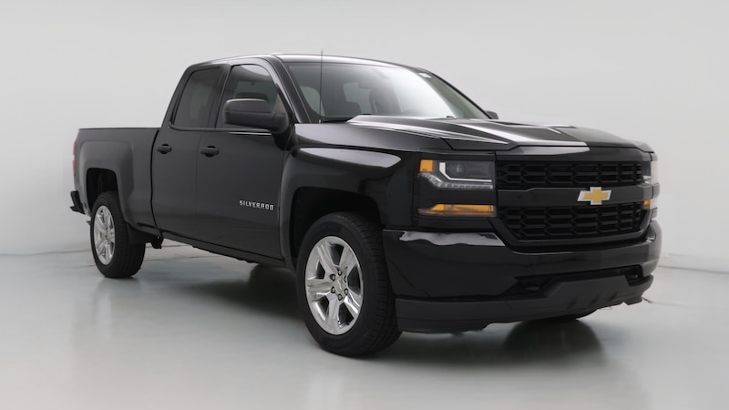2017 Chevrolet Silverado 1500 Custom Hero Image