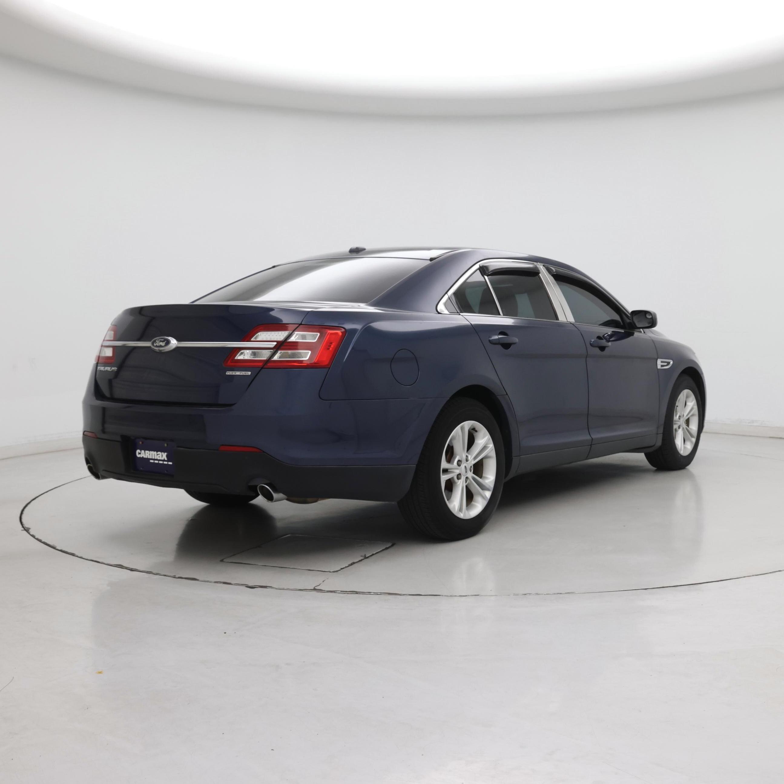Thumbnail: 2017 Ford Taurus - 8