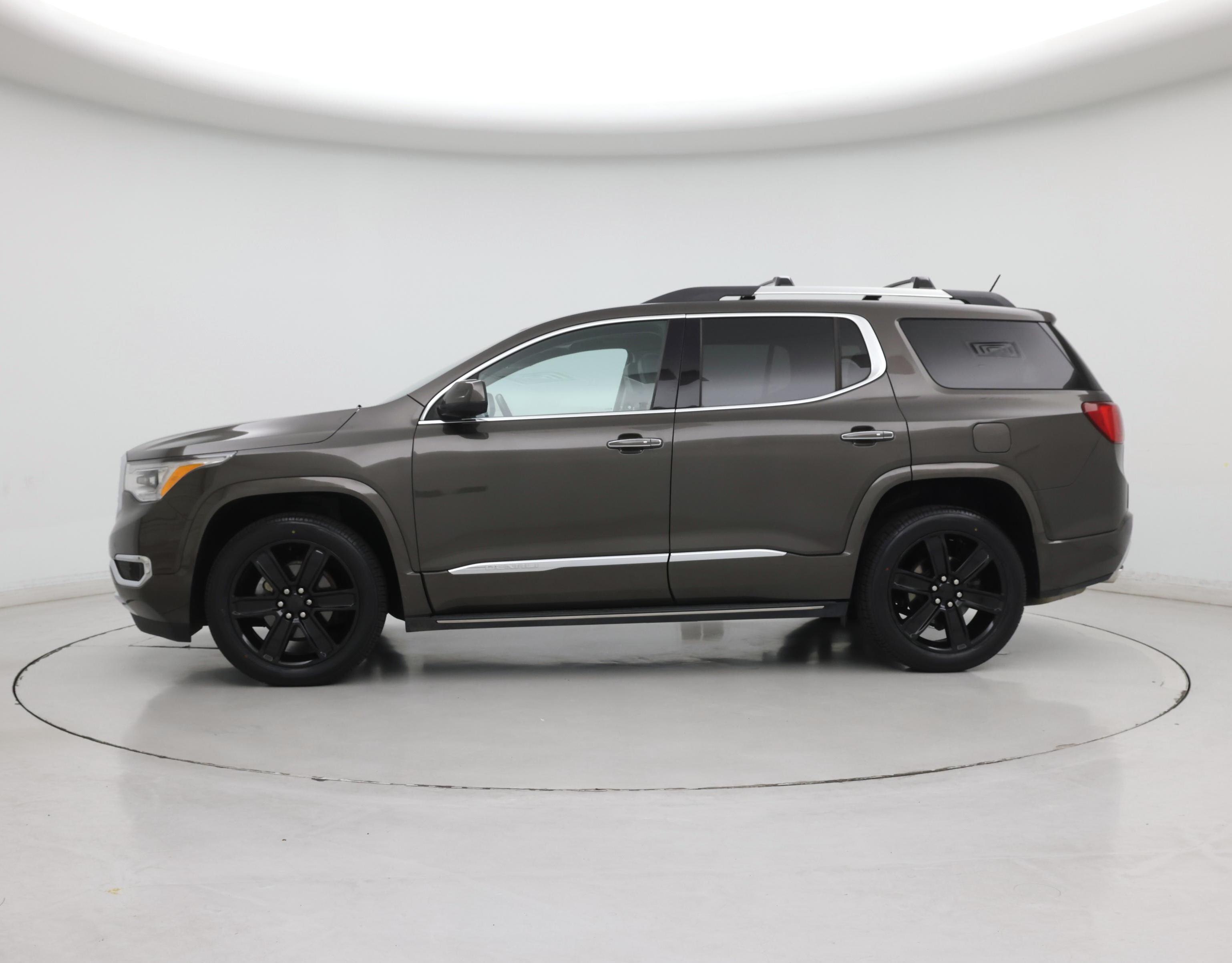 Thumbnail: 2019 GMC Acadia - 3