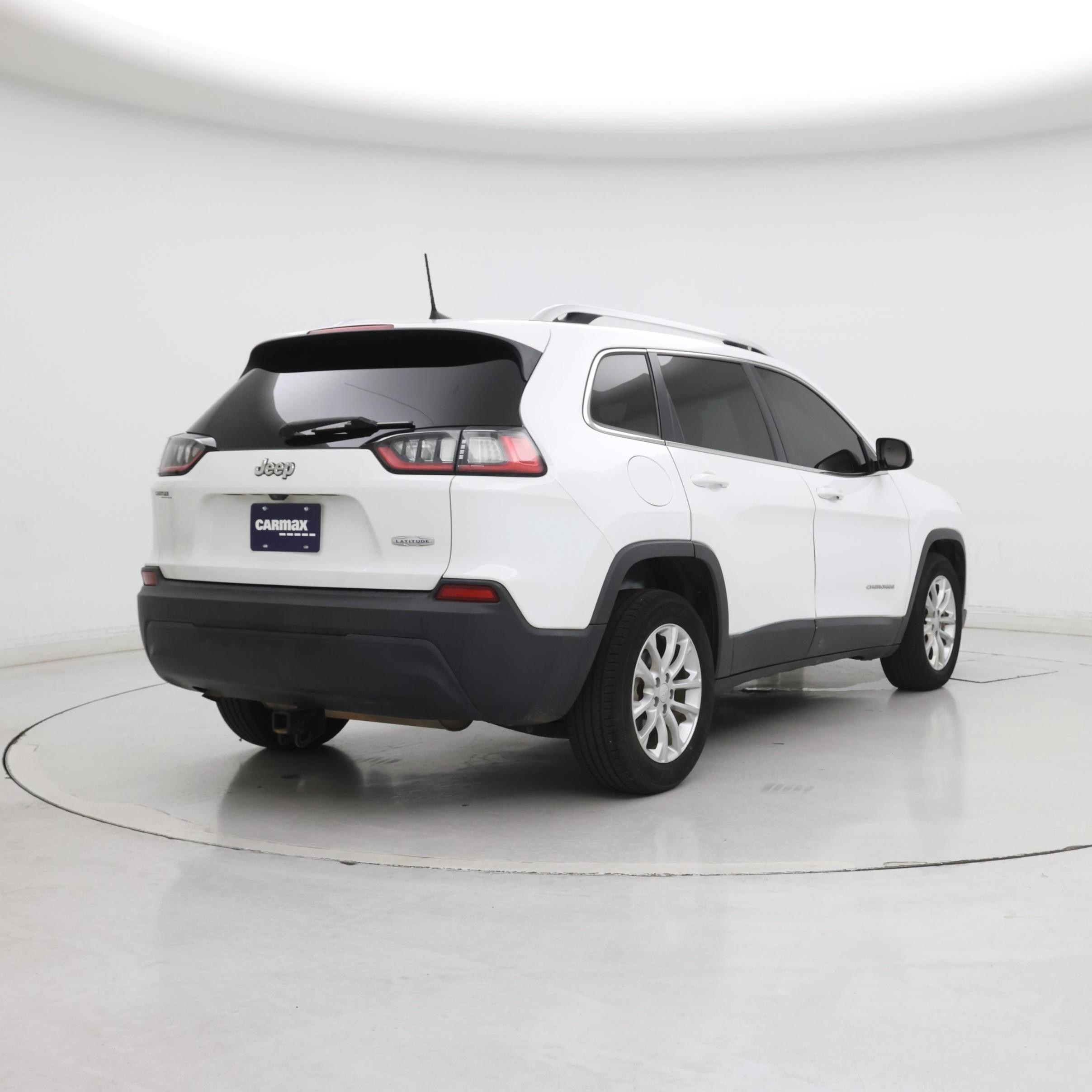 Thumbnail: 2019 Jeep Cherokee - 8