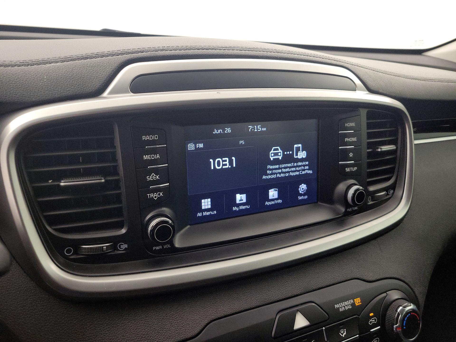 Thumbnail: 2019 Kia Sorento - 15