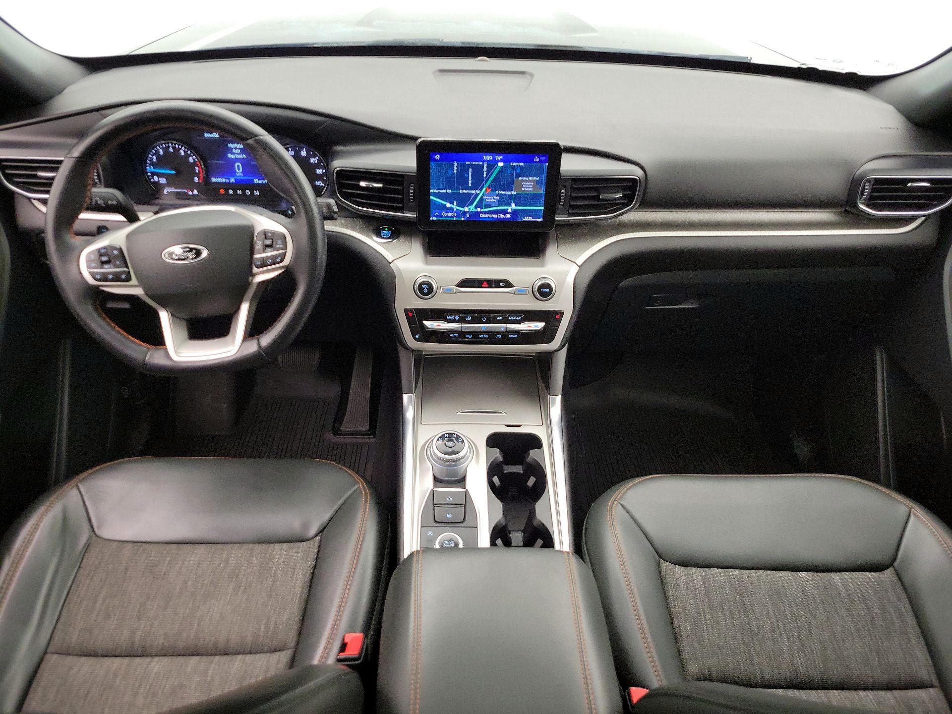 Thumbnail: 2021 Ford Explorer - 9