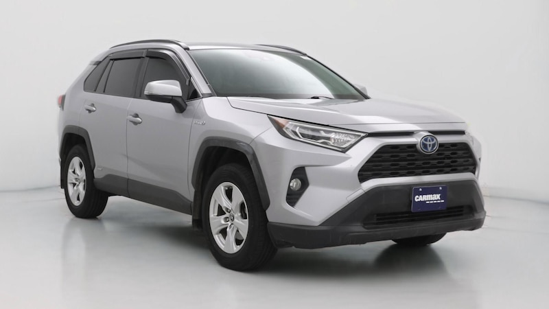 2019 Toyota RAV4 XLE Hero Image