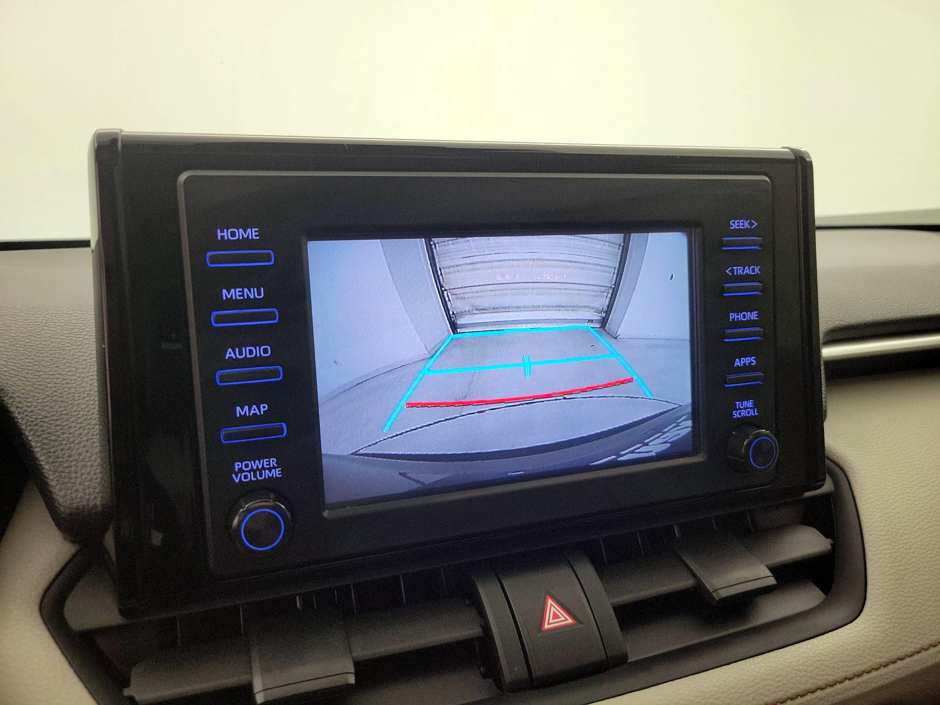 Thumbnail: 2019 Toyota RAV4 - 14