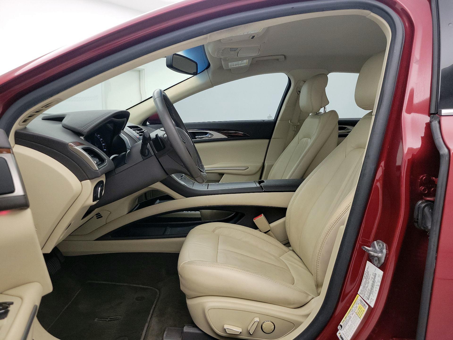 Thumbnail: 2014 Lincoln MKZ - 11