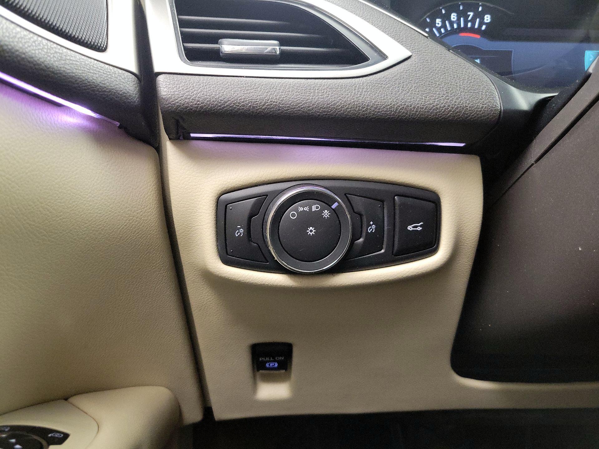 Thumbnail: 2014 Lincoln MKZ - 13