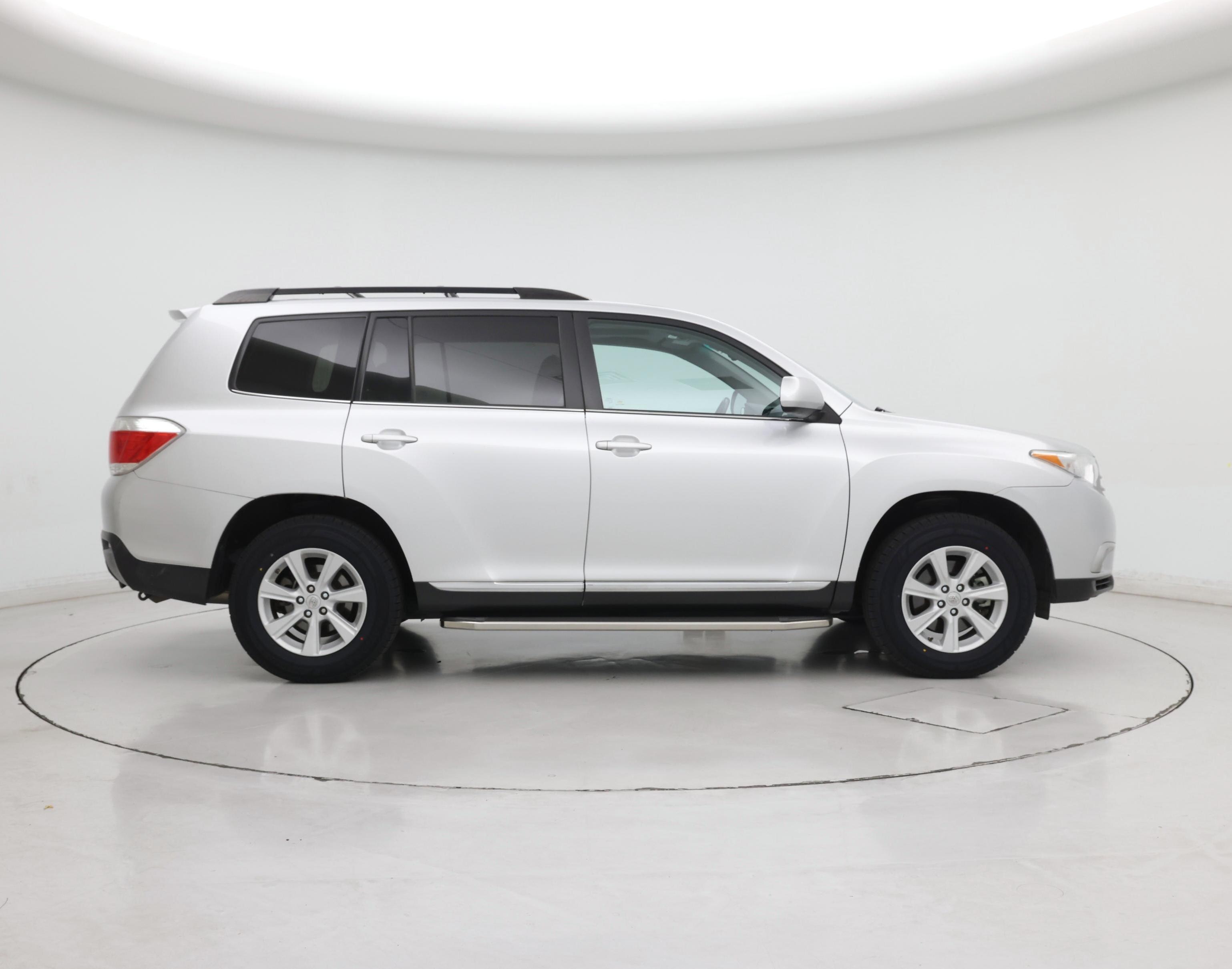 Thumbnail: 2013 Toyota Highlander - 7