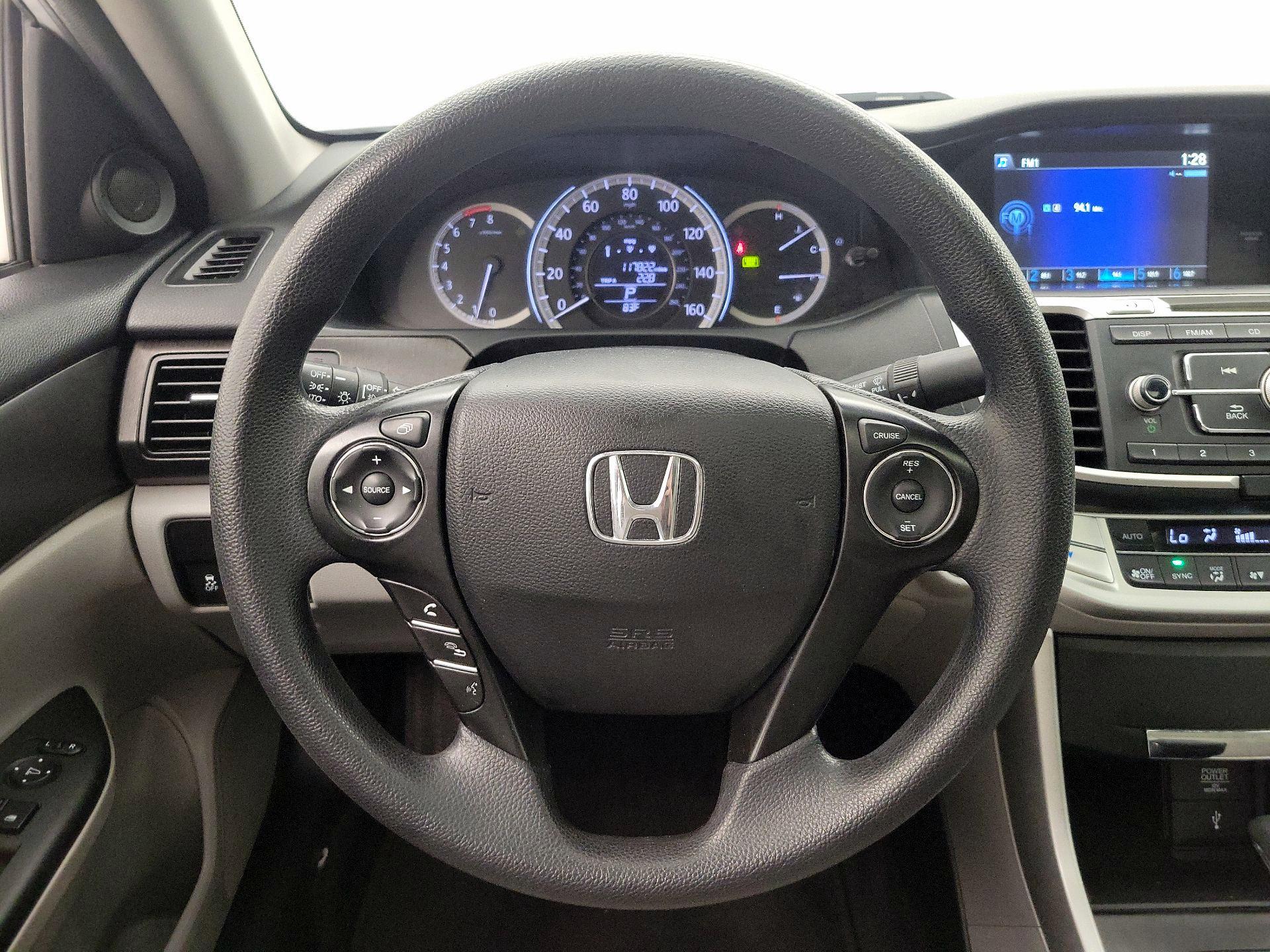 Thumbnail: 2015 Honda Accord - 10