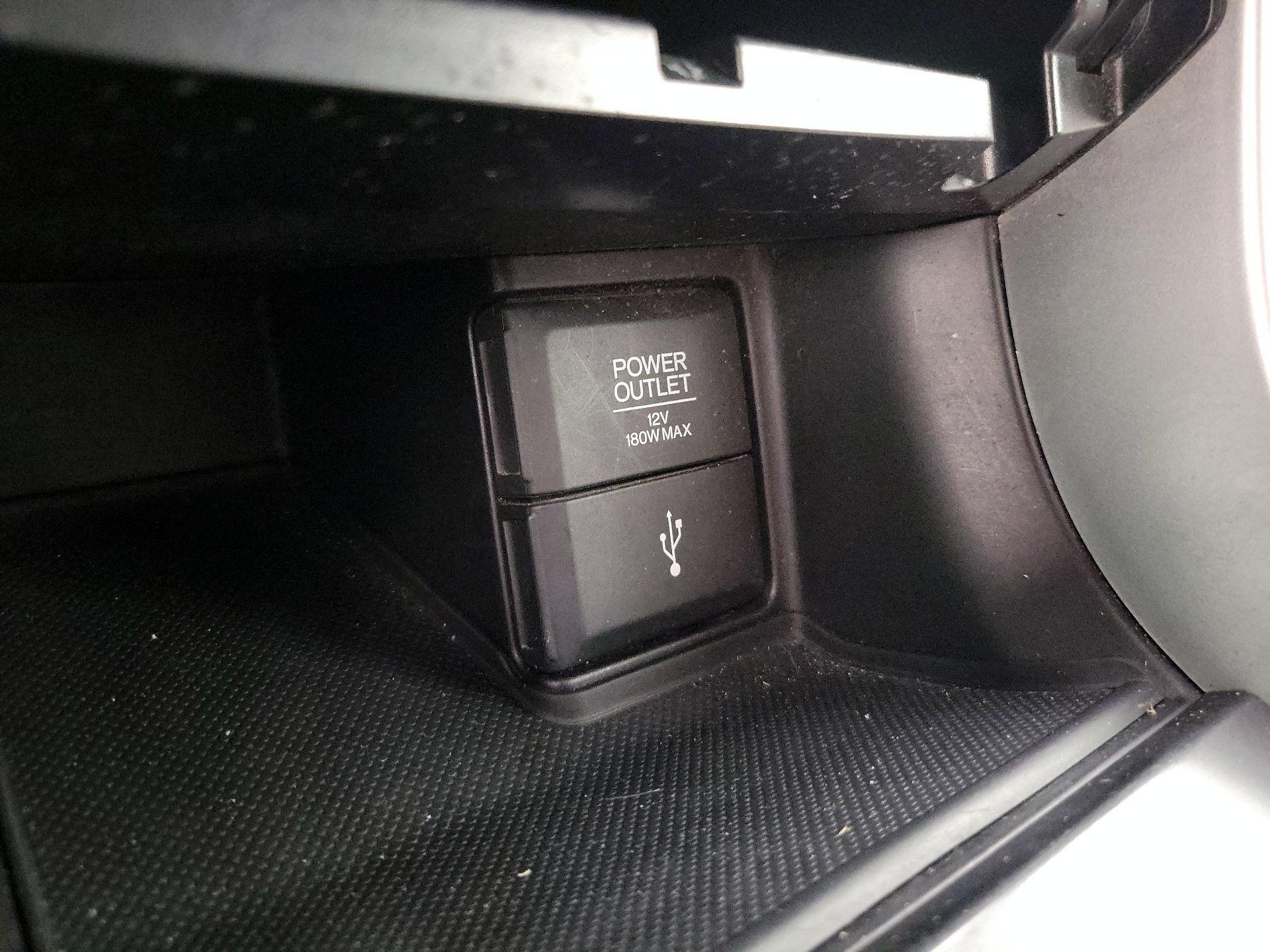Thumbnail: 2015 Honda Accord - 18