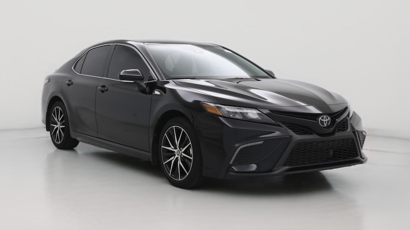 2024 Toyota Camry SE Hero Image