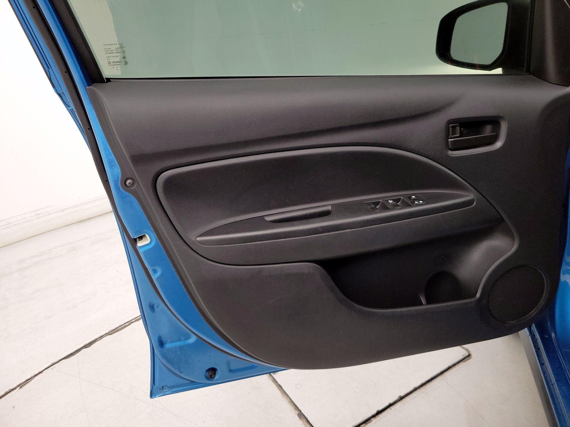Thumbnail: 2017 Mitsubishi Mirage - 12
