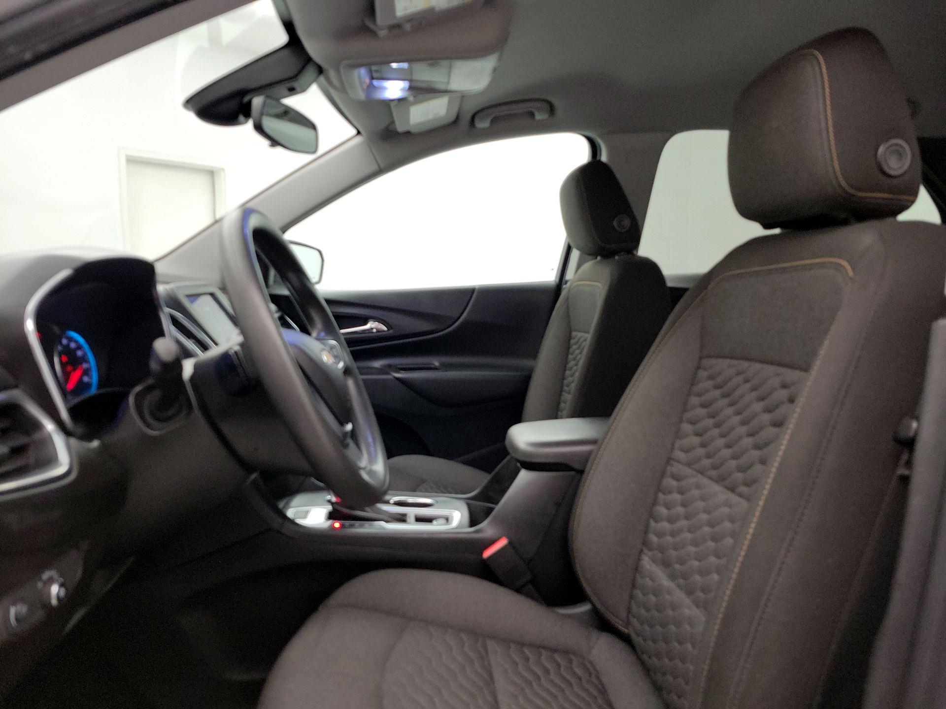 Thumbnail: 2020 Chevrolet Equinox - 11