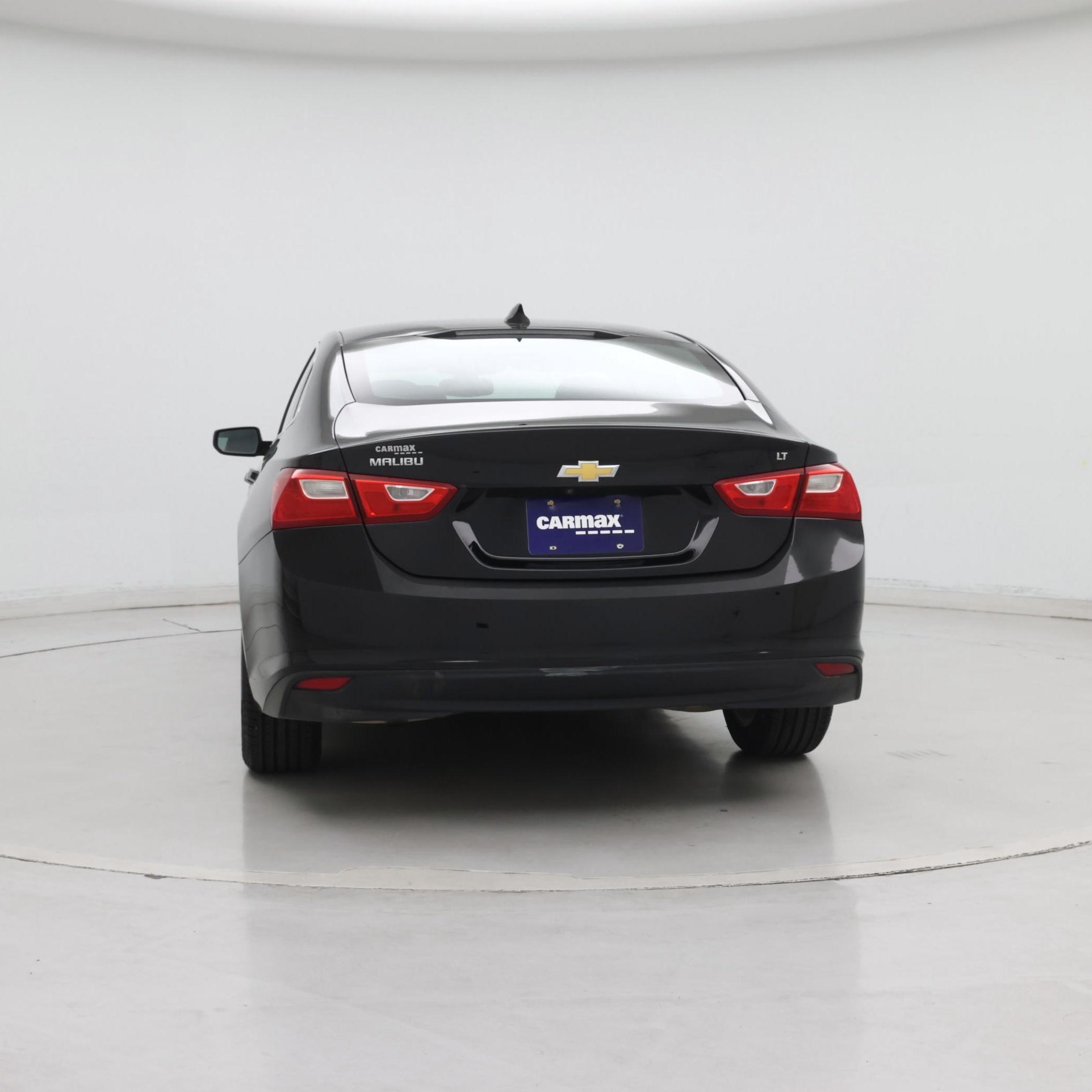 Thumbnail: 2018 Chevrolet Malibu - 6
