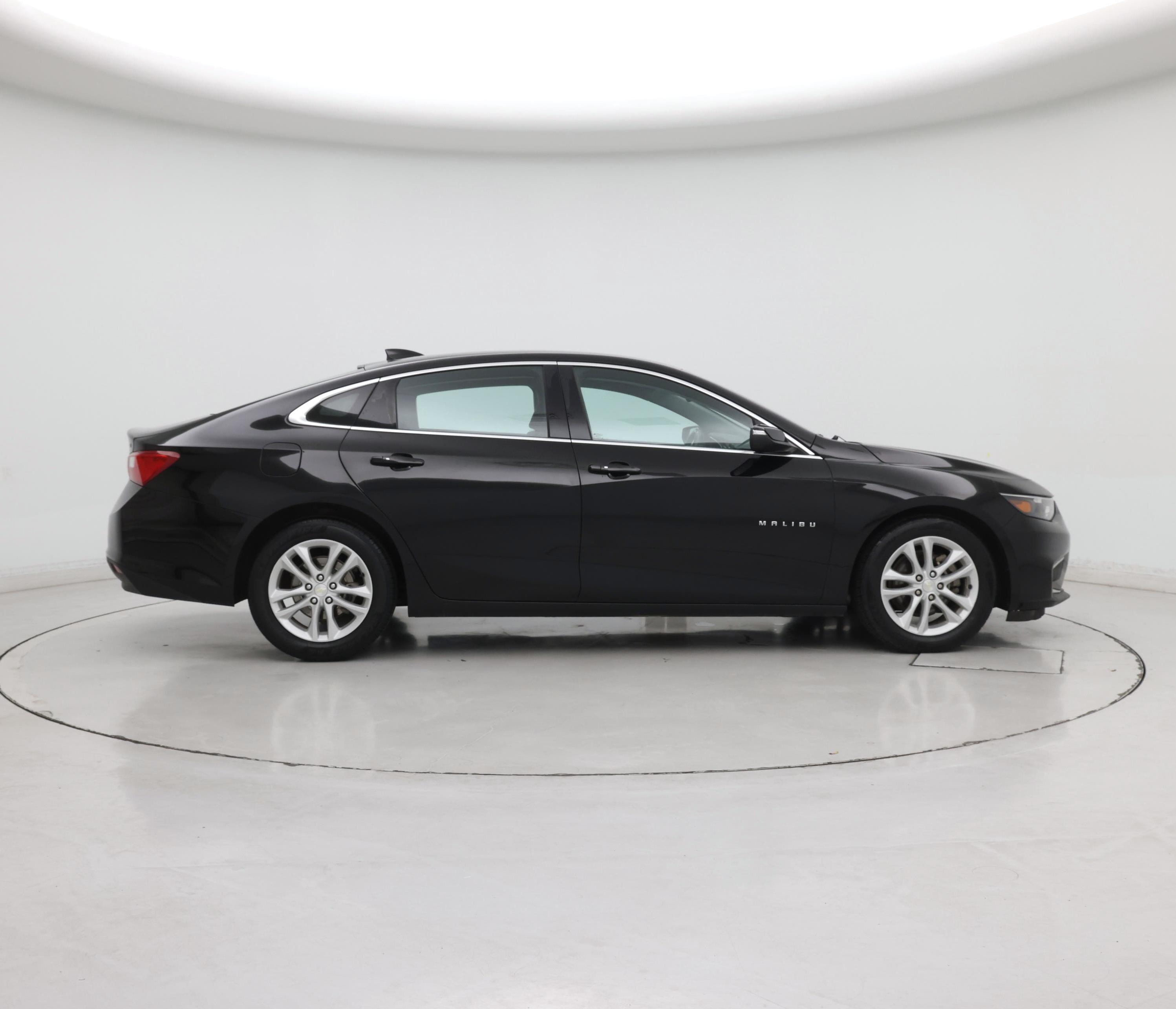 Thumbnail: 2018 Chevrolet Malibu - 7