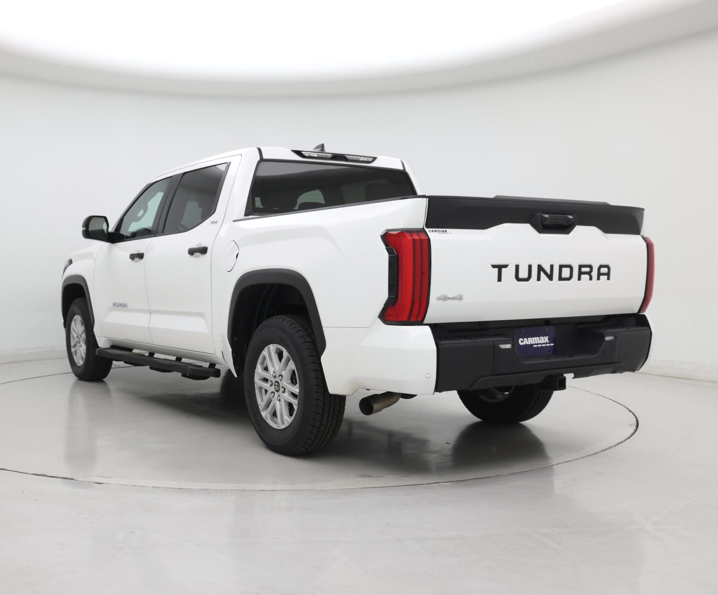 Thumbnail: 2024 Toyota Tundra - 2