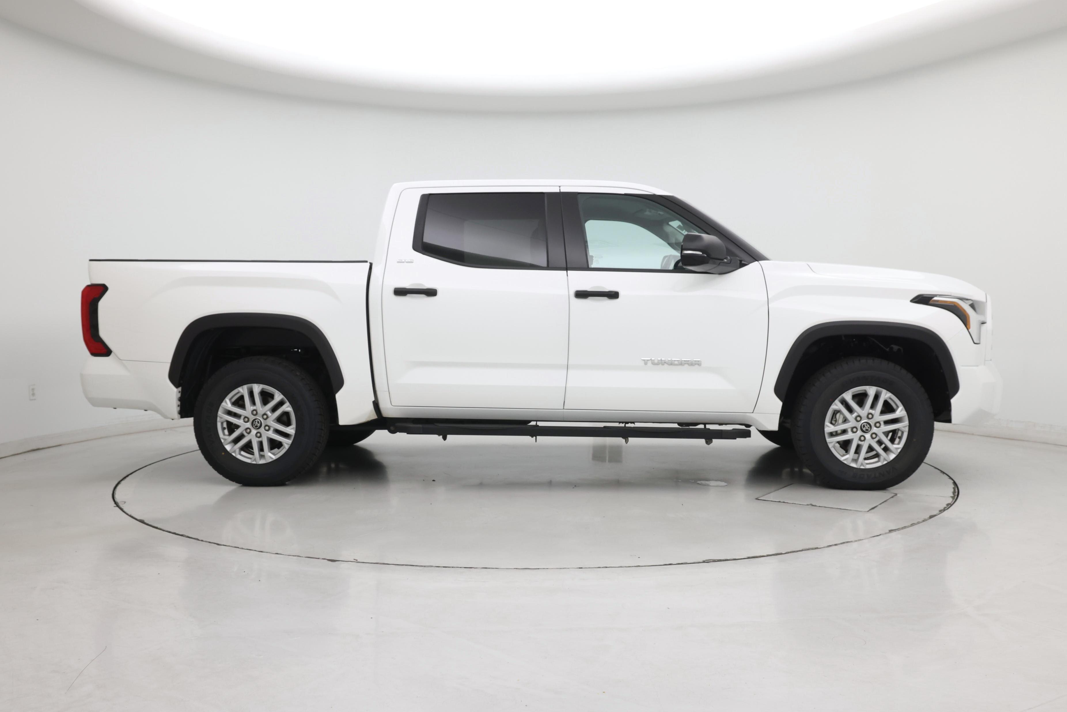 Thumbnail: 2024 Toyota Tundra - 7