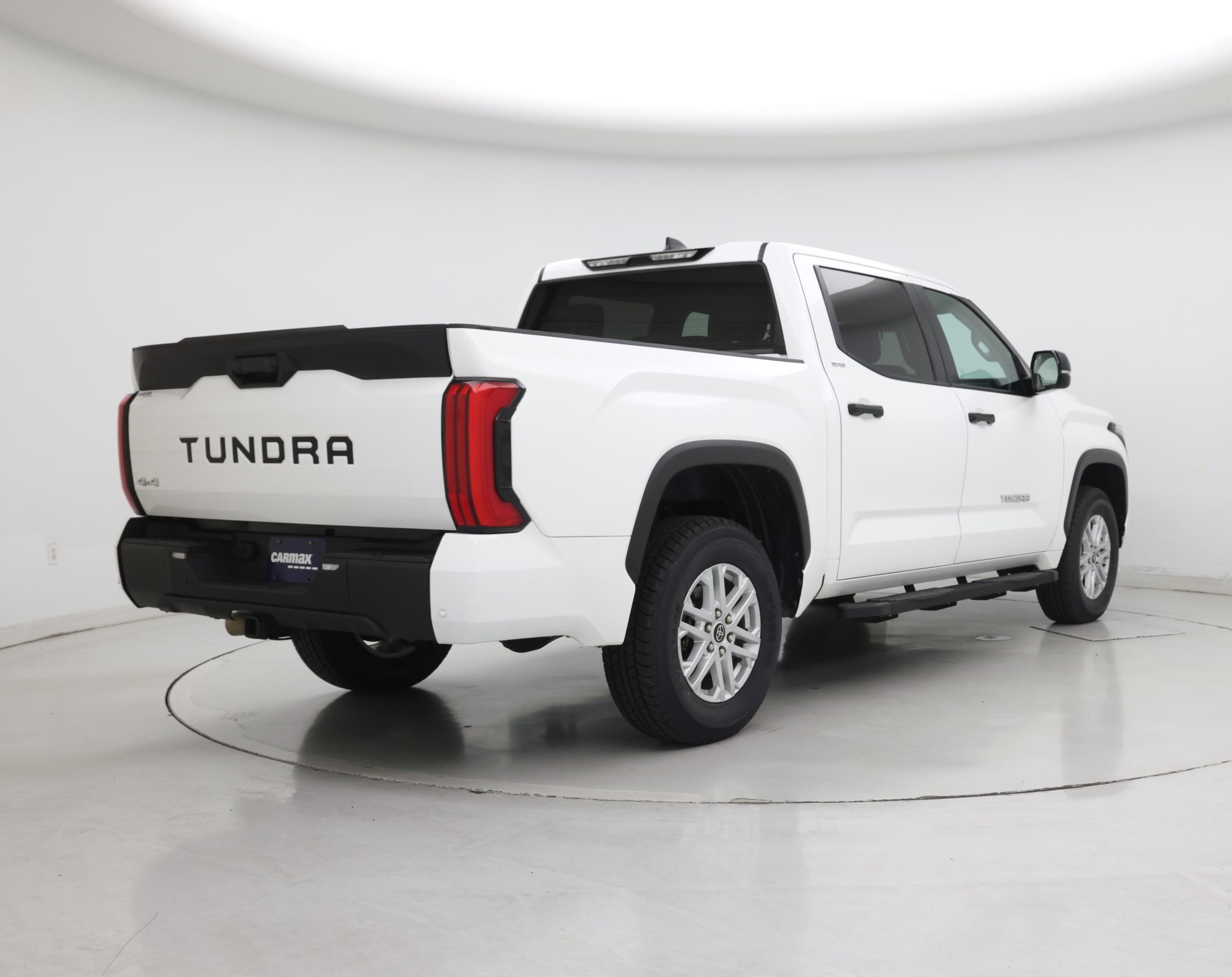 Thumbnail: 2024 Toyota Tundra - 8