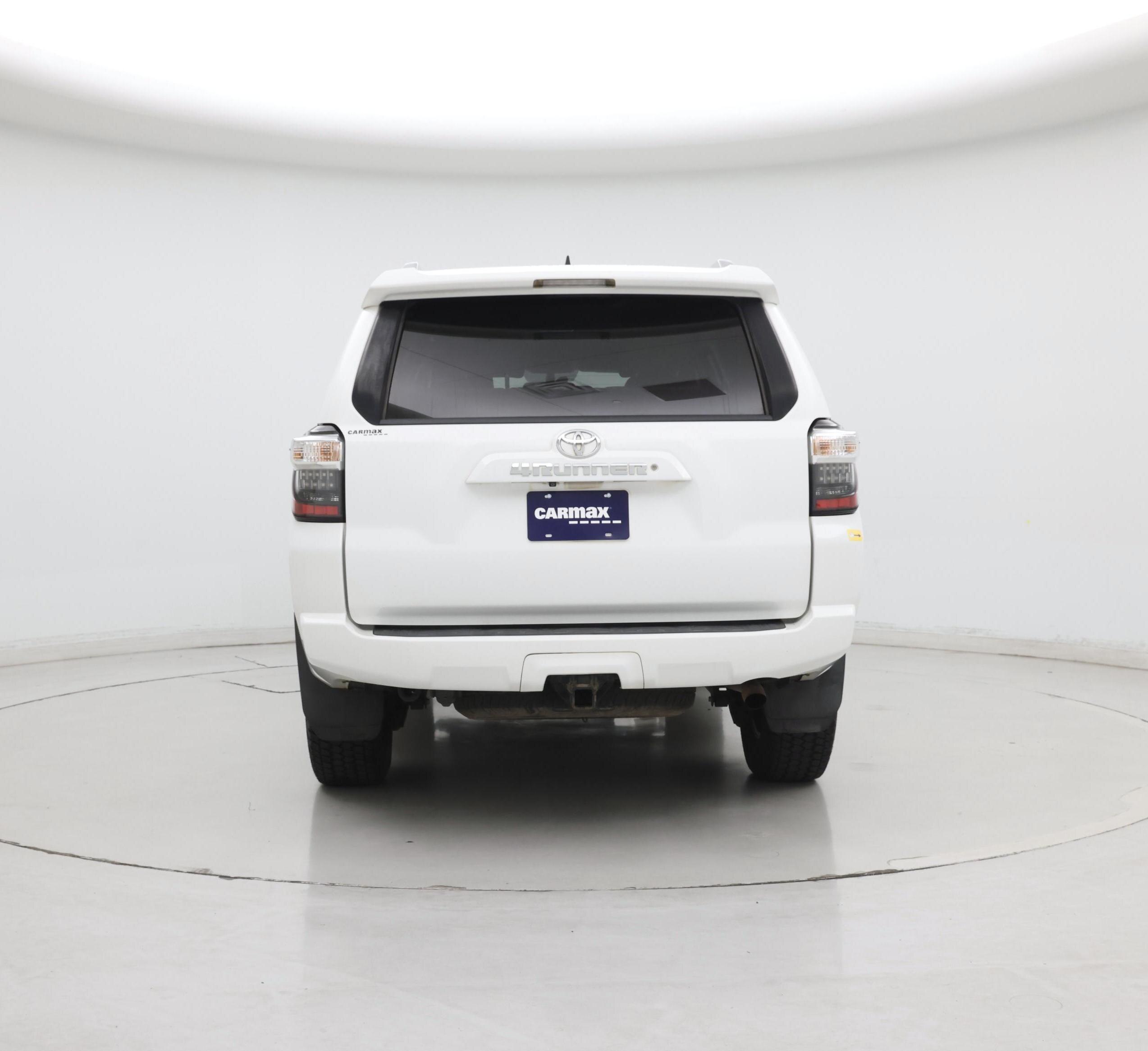 Thumbnail: 2015 Toyota 4Runner - 6