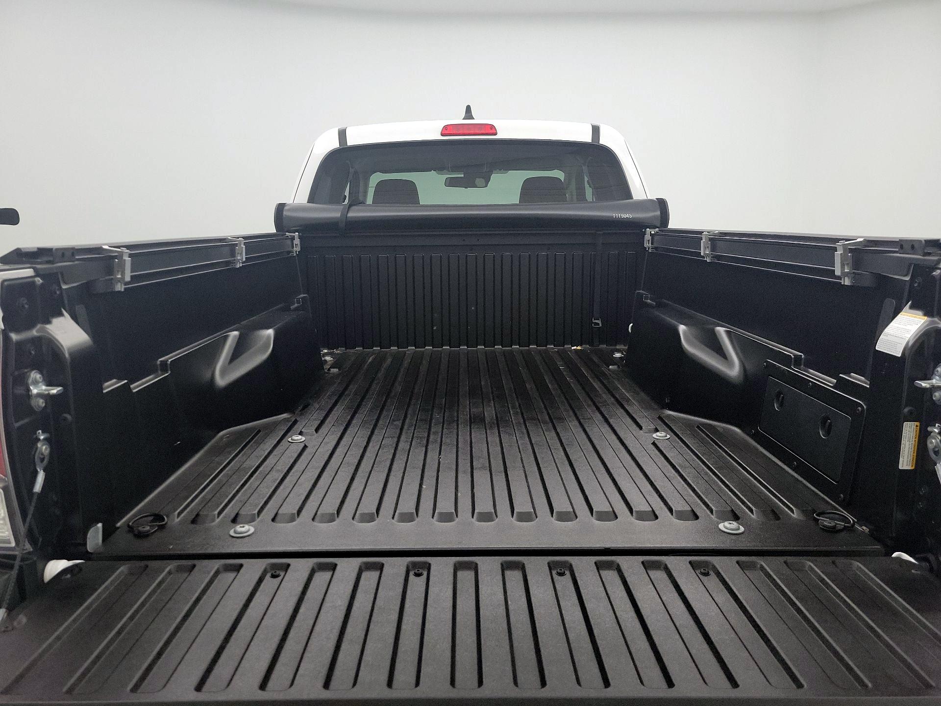 Thumbnail: 2023 Toyota Tacoma - 20