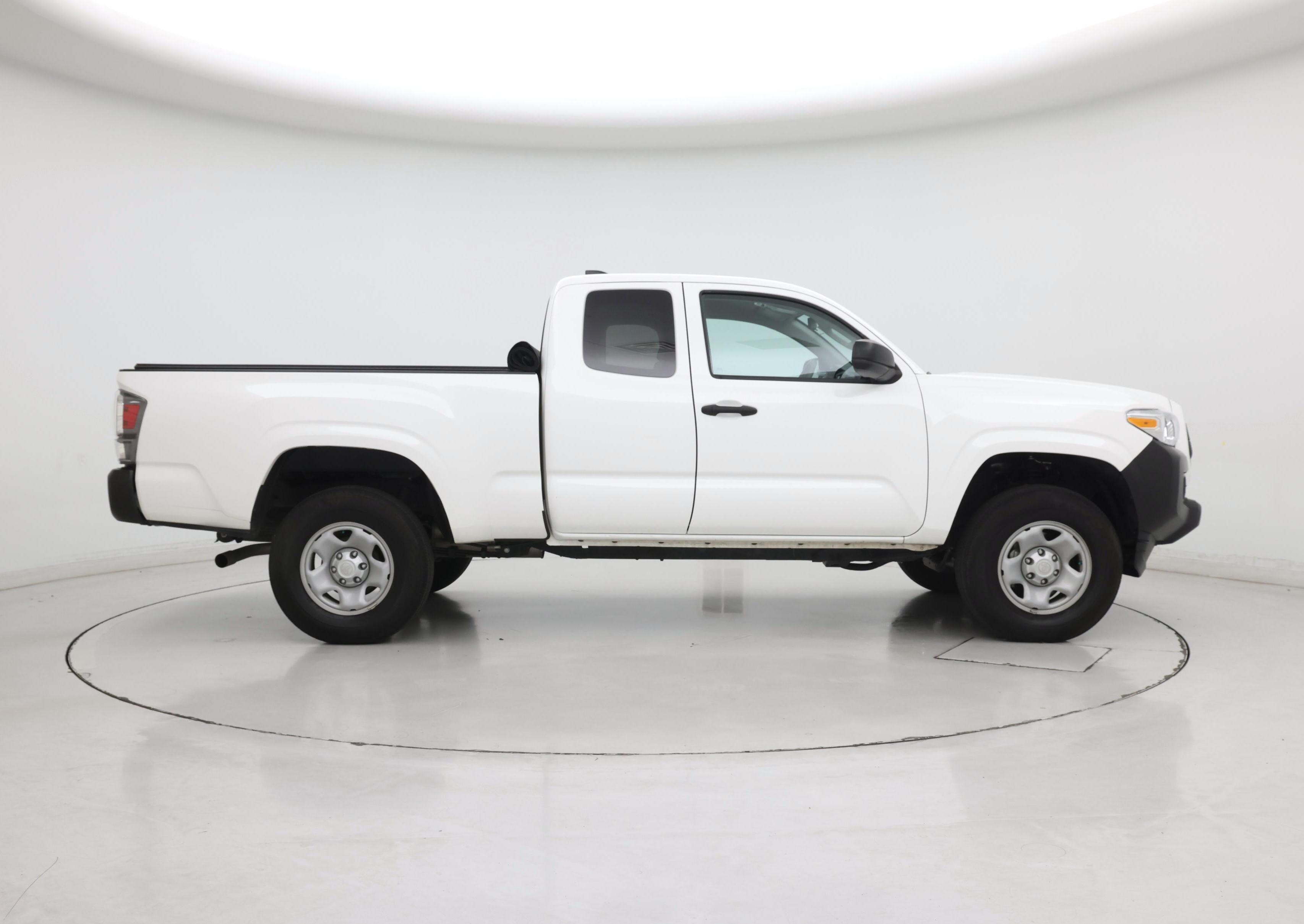 Thumbnail: 2023 Toyota Tacoma - 7