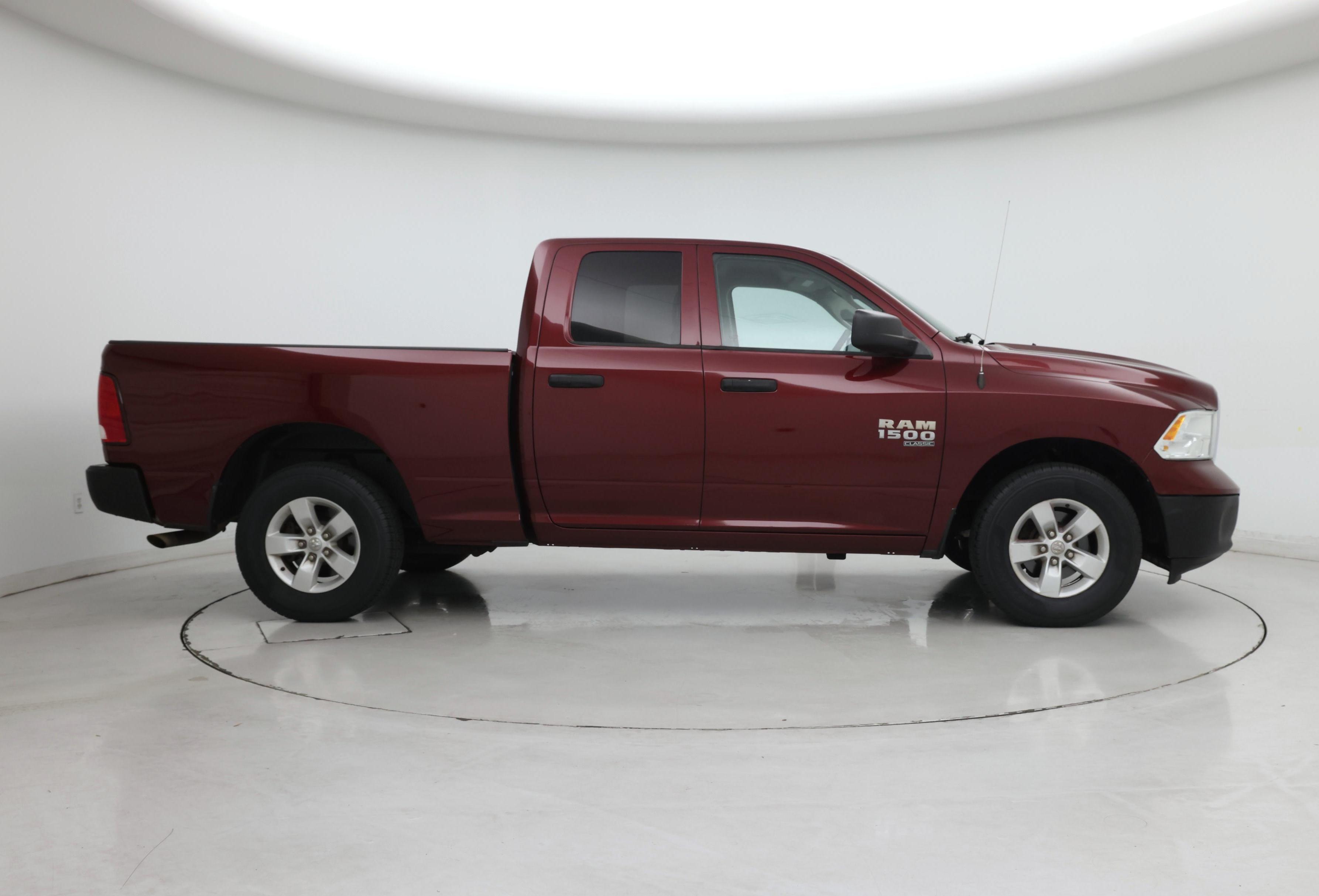Thumbnail: 2019 RAM 1500 Classic - 7