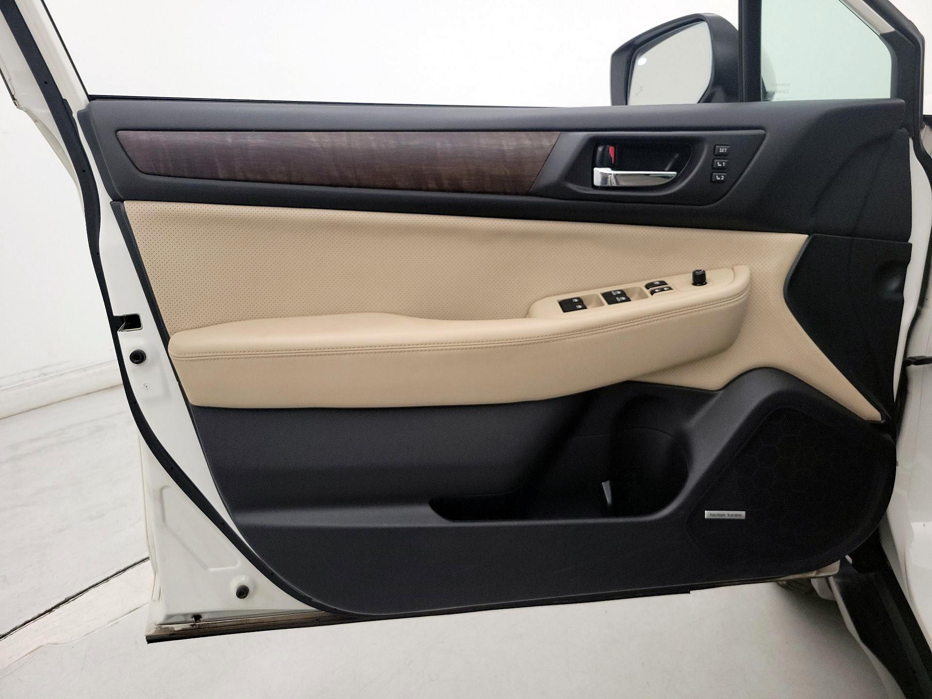 Thumbnail: 2015 Subaru Outback - 12