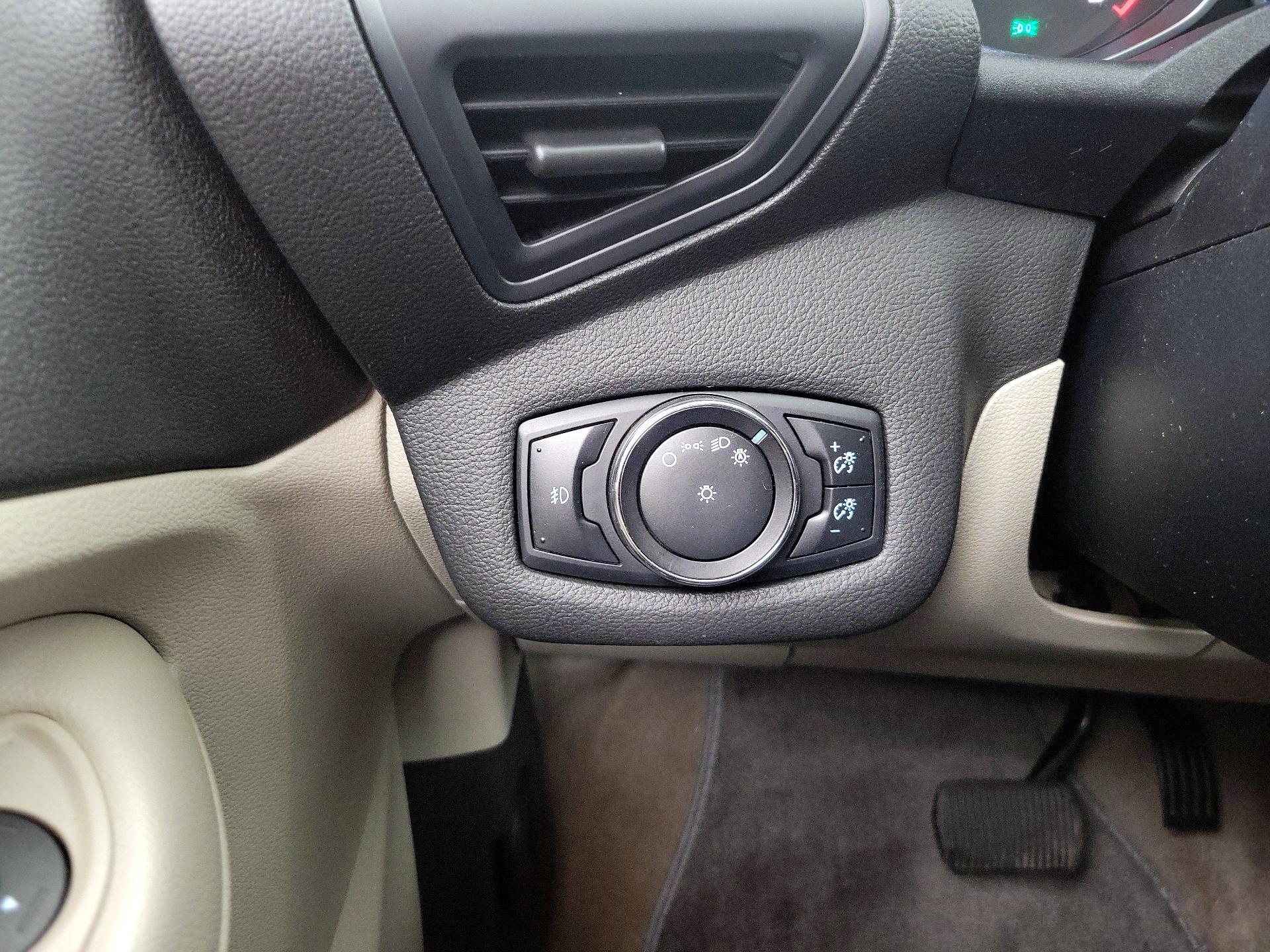 Thumbnail: 2014 Ford Escape - 13