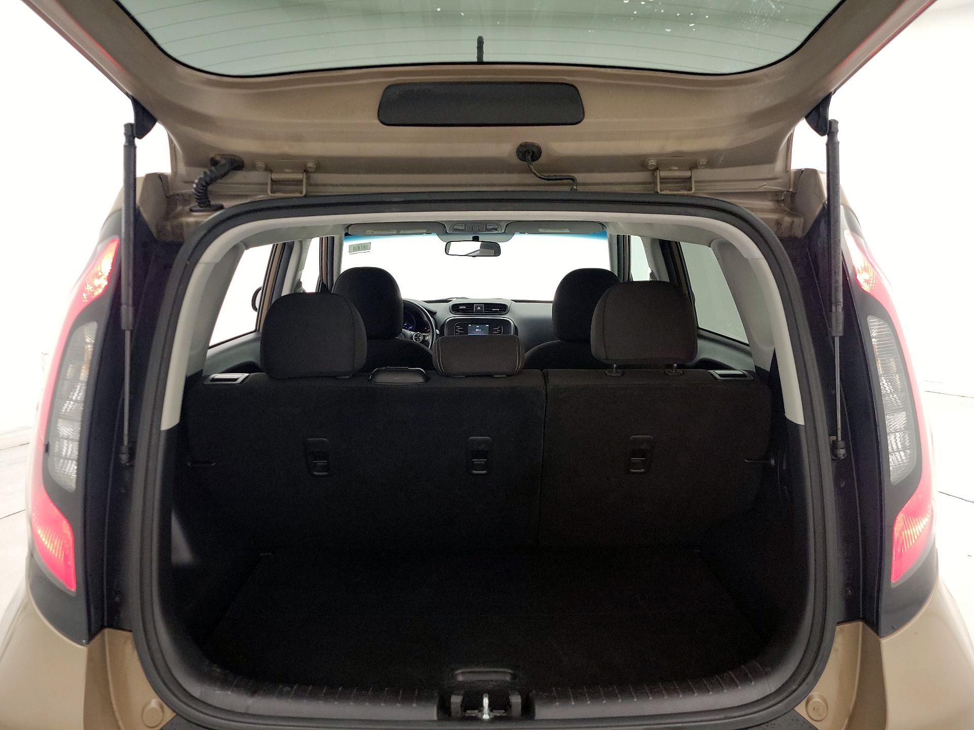 Thumbnail: 2016 Kia Soul - 20