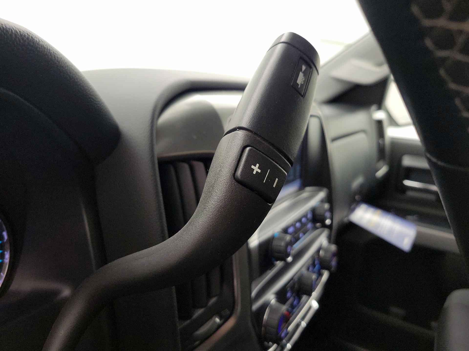 Thumbnail: 2018 Chevrolet Silverado 1500 - 17