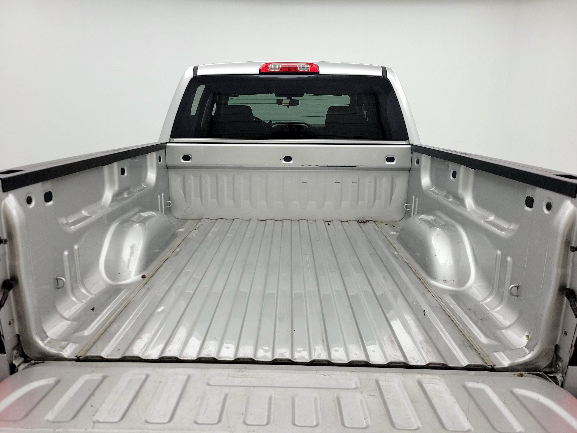 Thumbnail: 2018 Chevrolet Silverado 1500 - 20