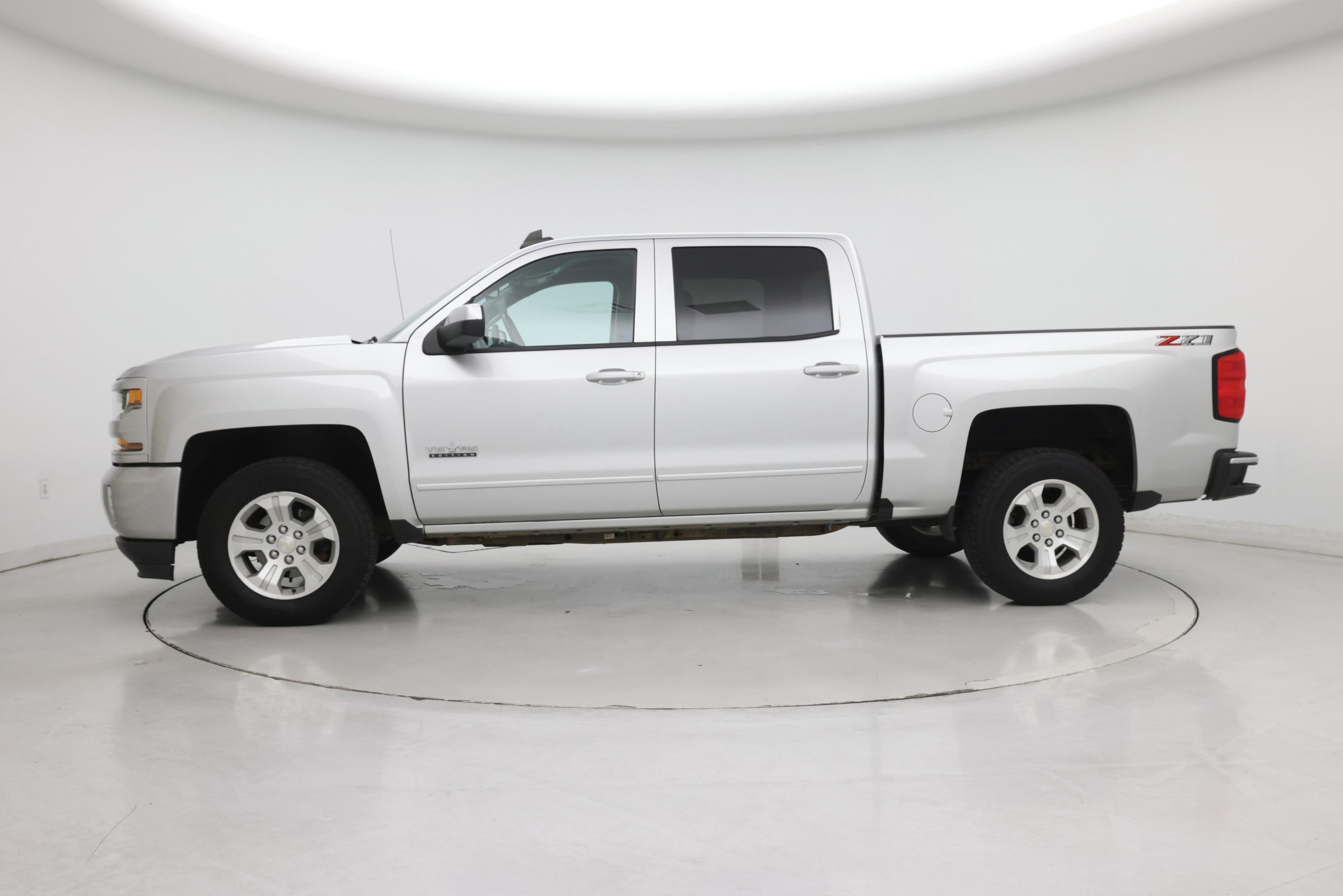 Thumbnail: 2018 Chevrolet Silverado 1500 - 3