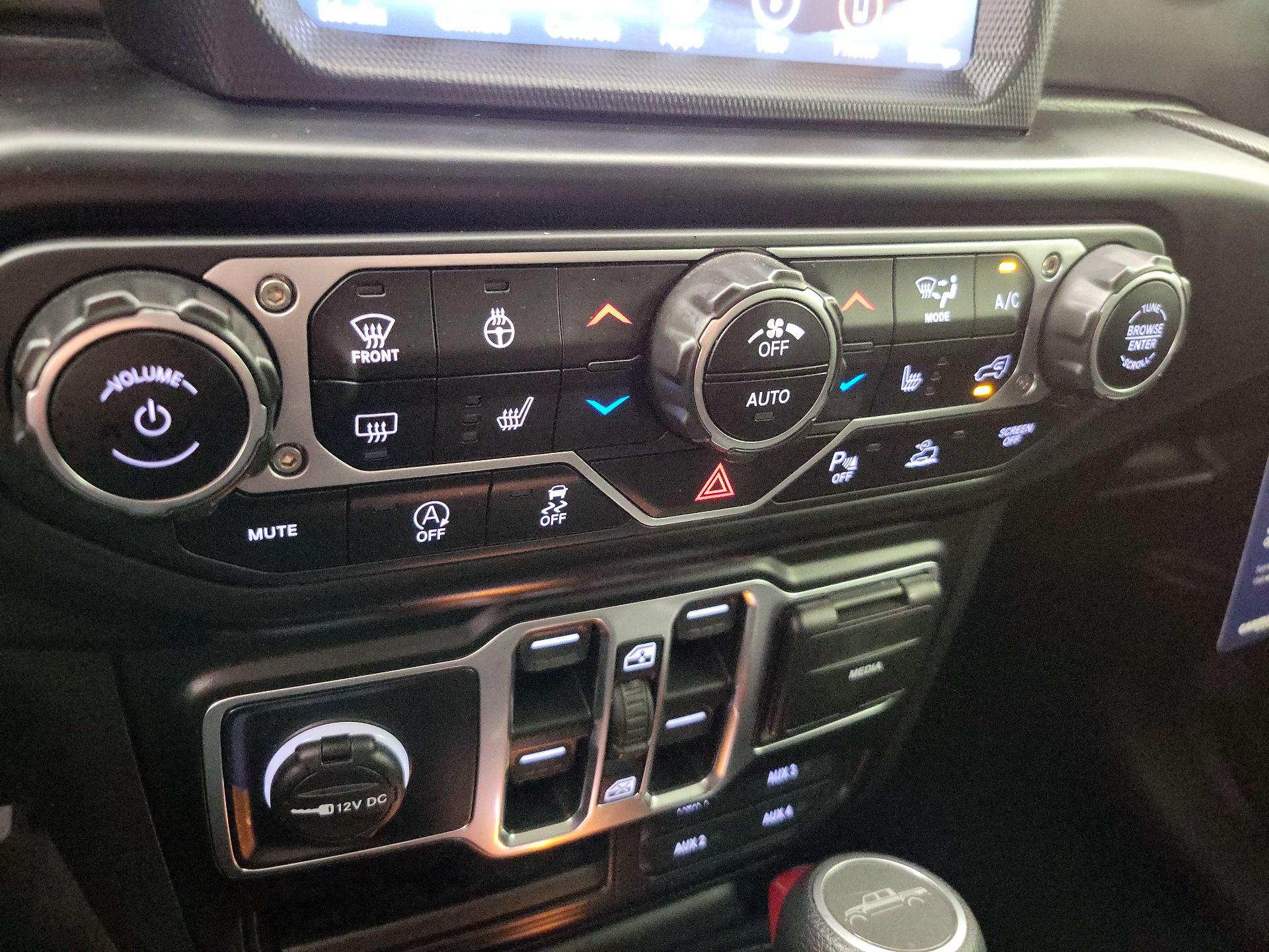 Thumbnail: 2021 Jeep Gladiator - 16