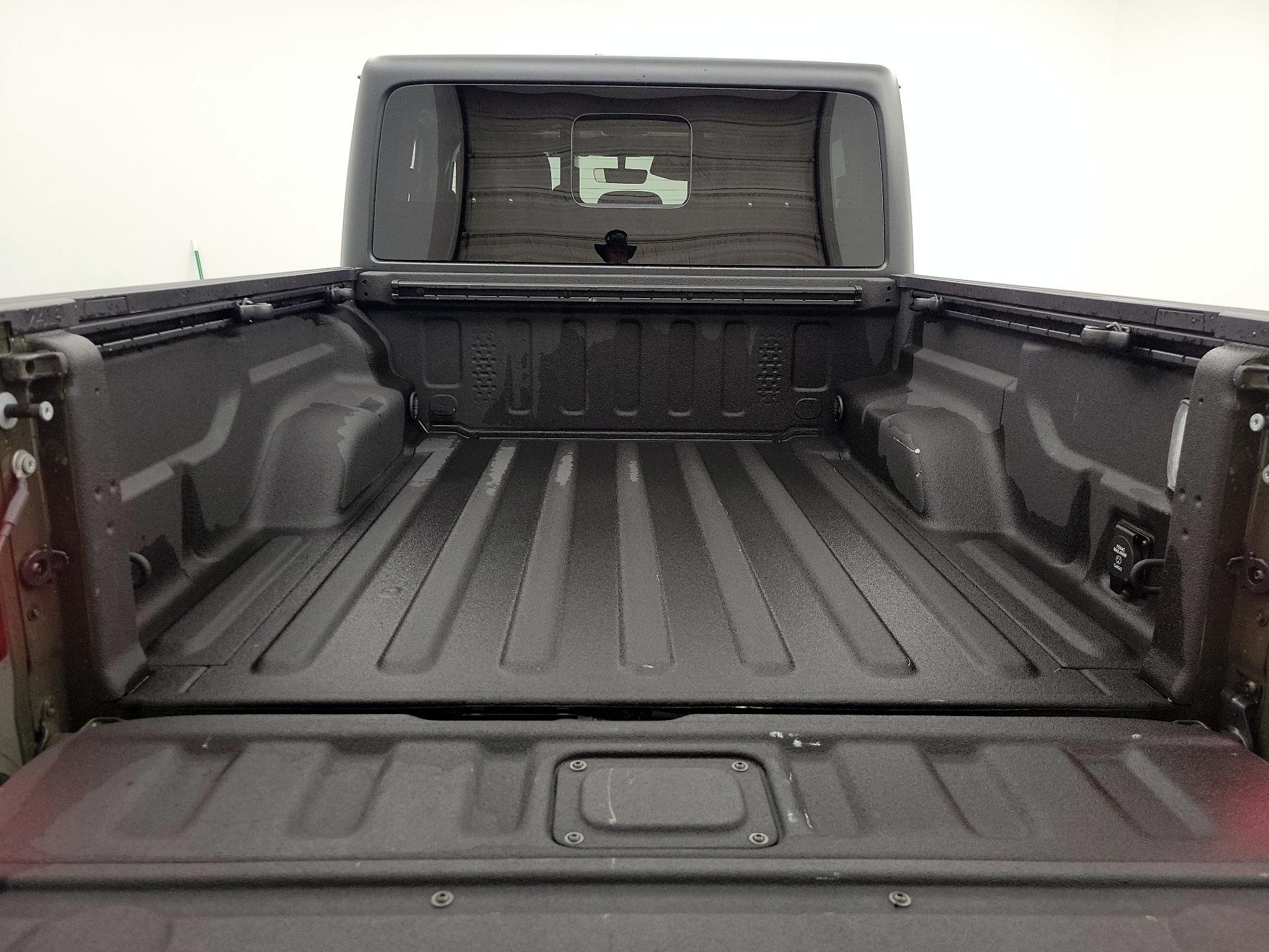 Thumbnail: 2021 Jeep Gladiator - 20