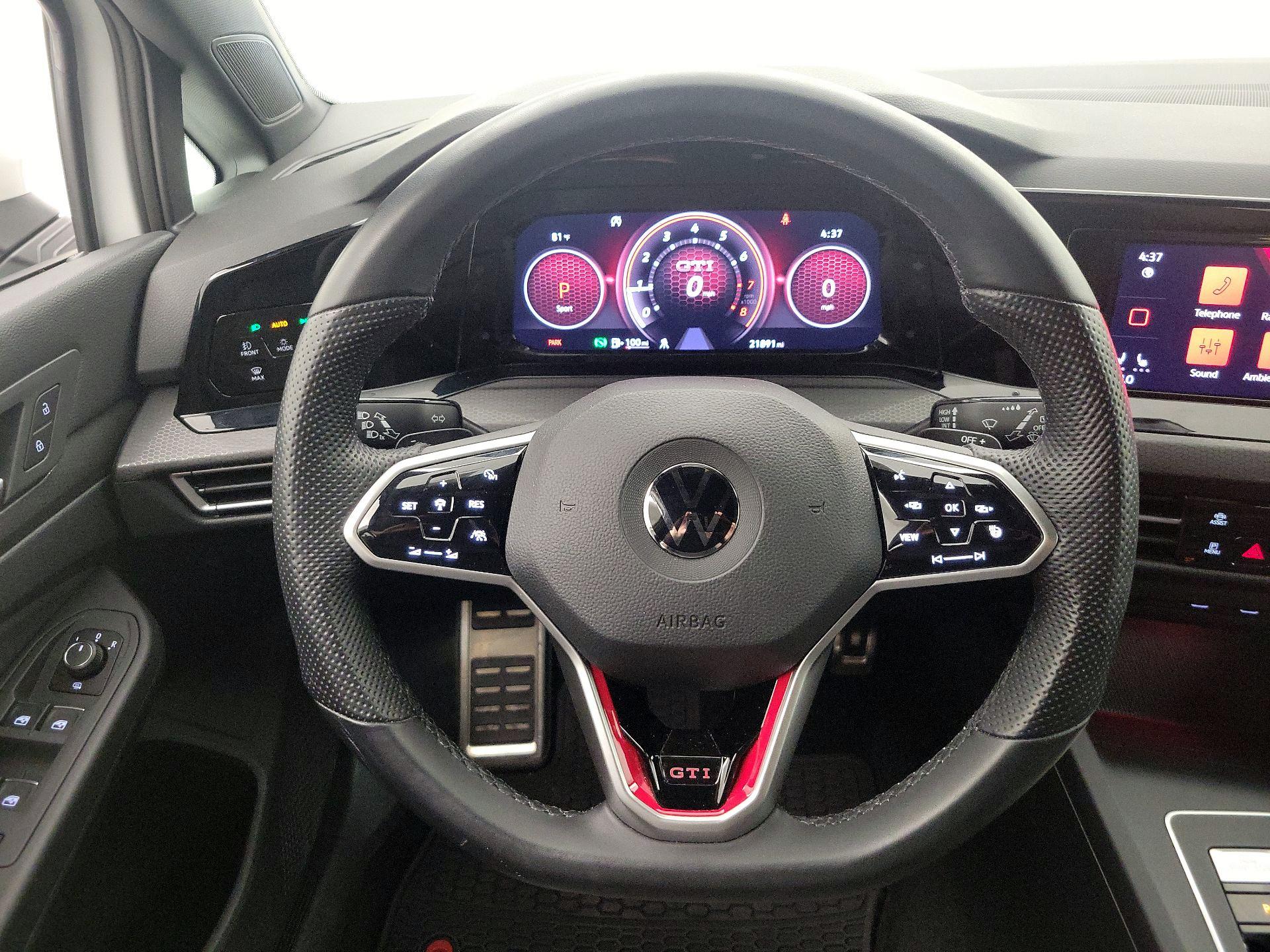 Thumbnail: 2022 Volkswagen Golf - 10