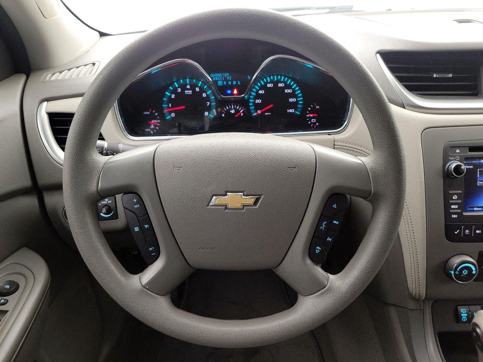Thumbnail: 2017 Chevrolet Traverse - 10