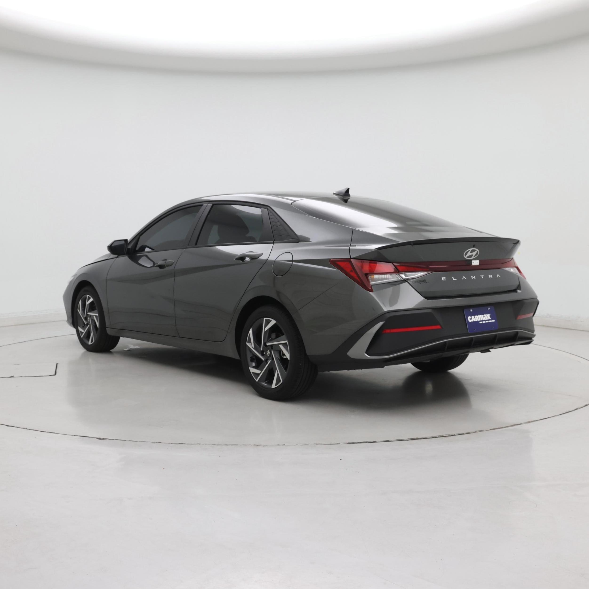 Thumbnail: 2025 Hyundai Elantra - 2