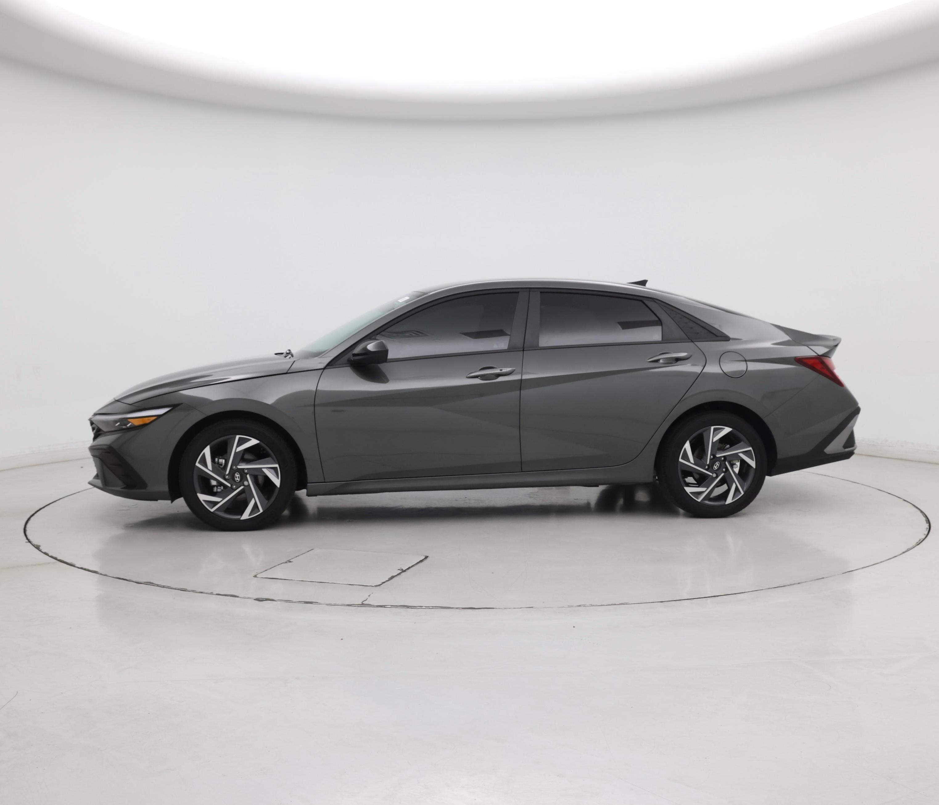 Thumbnail: 2025 Hyundai Elantra - 3