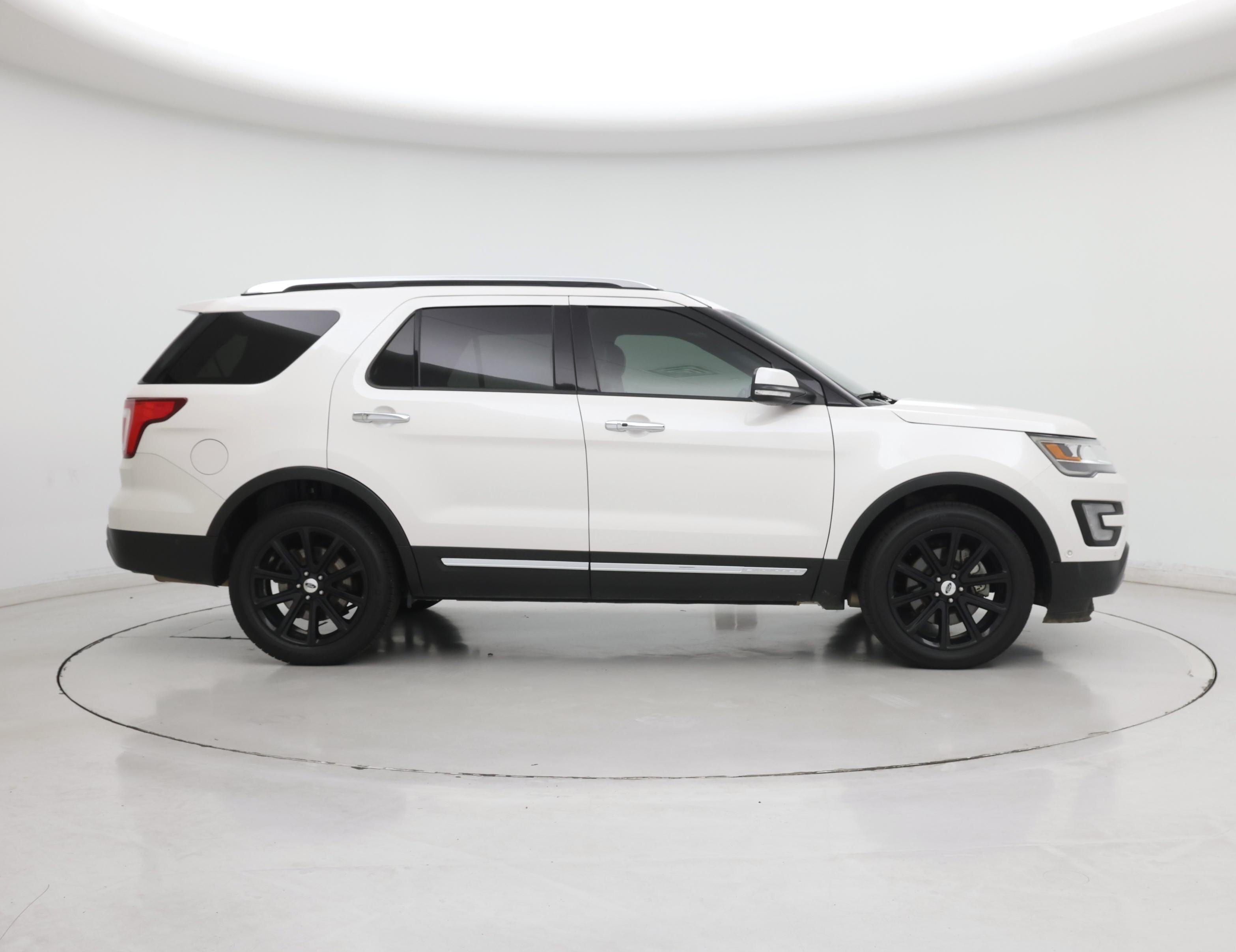 Thumbnail: 2017 Ford Explorer - 7